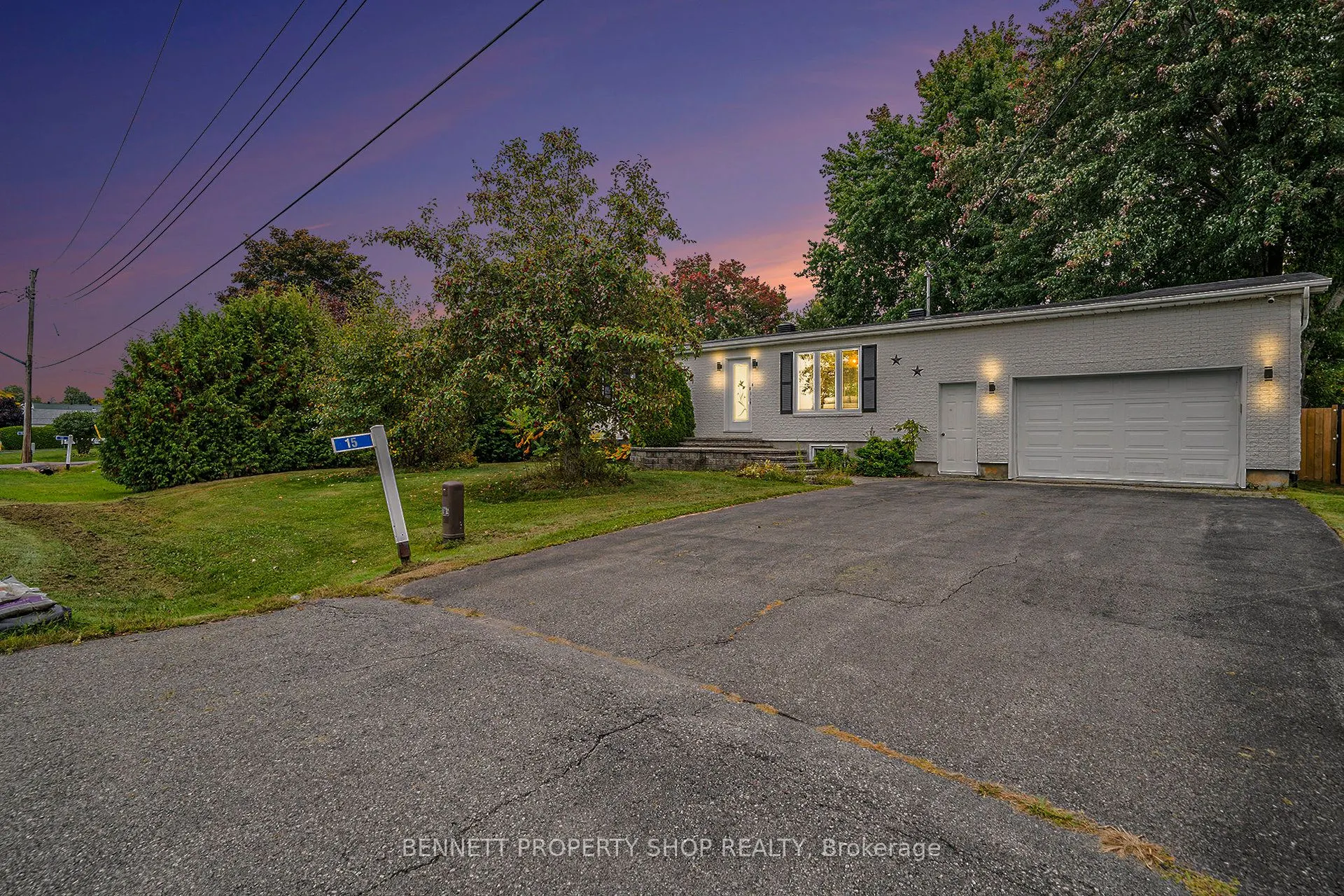 15 Maisonneuve Street