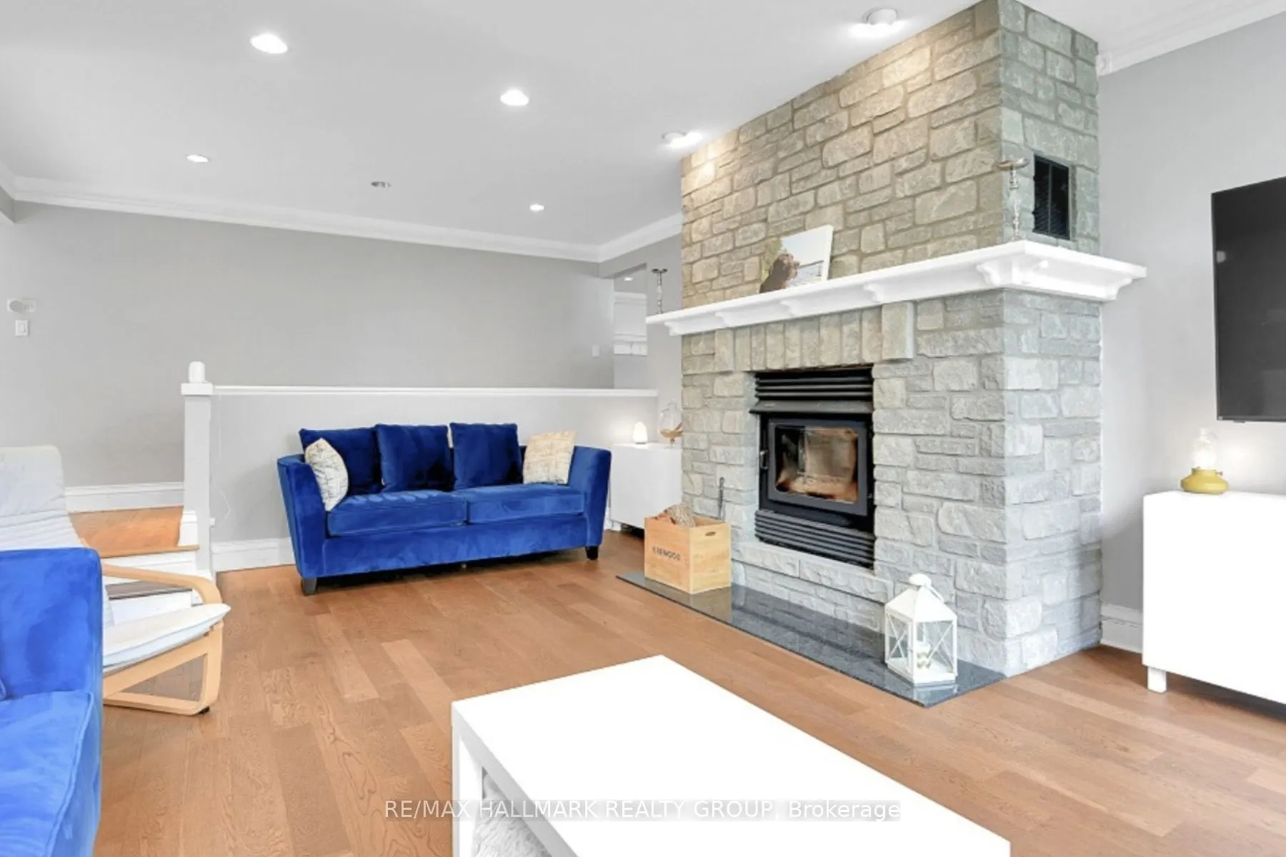 23 DAVIDSON Drive
