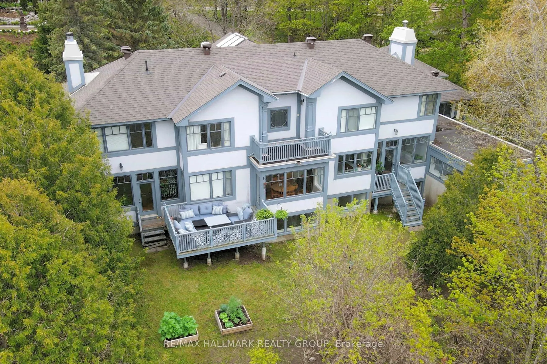 23 DAVIDSON Drive
