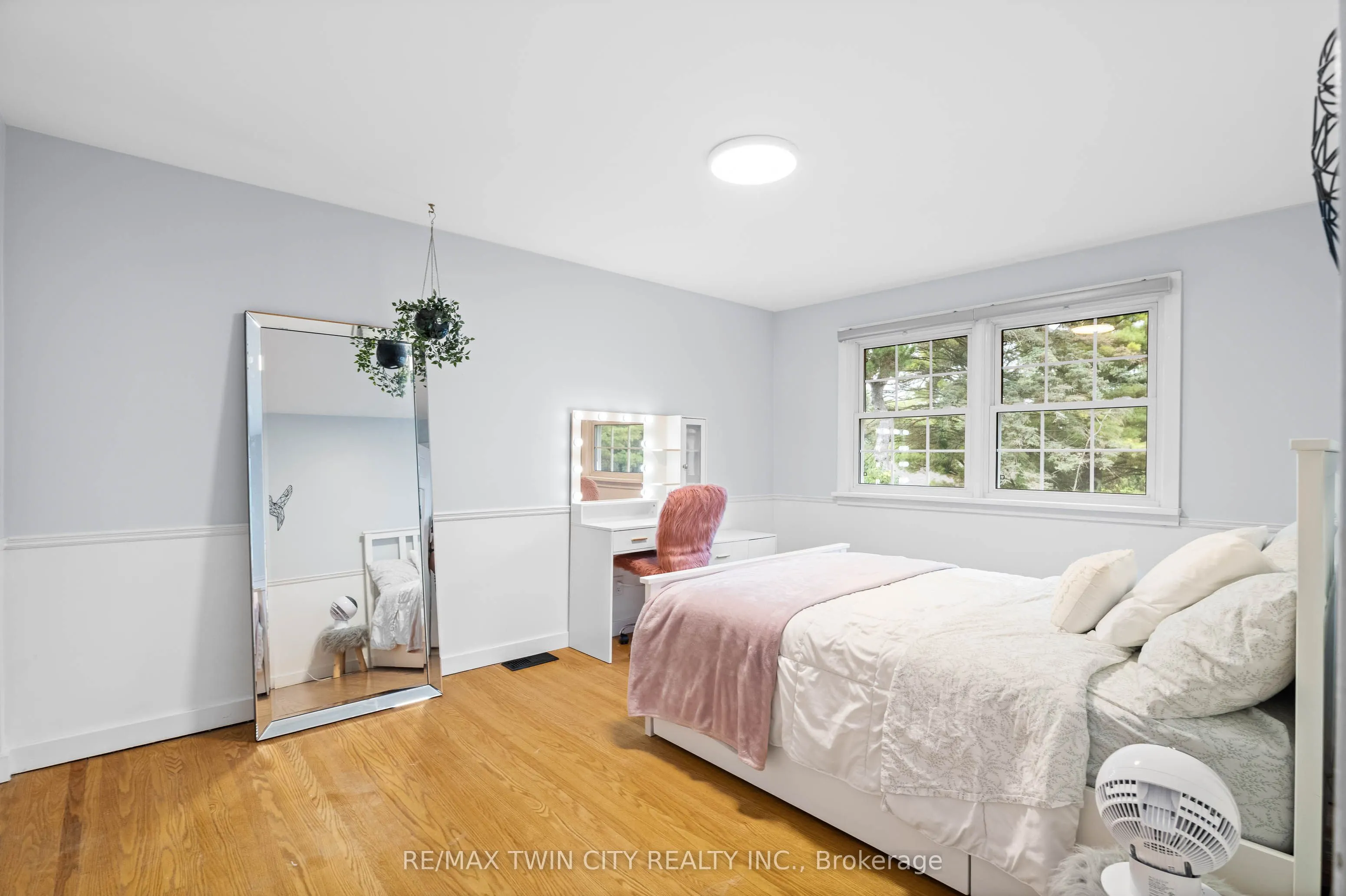 296 Edgehill Drive