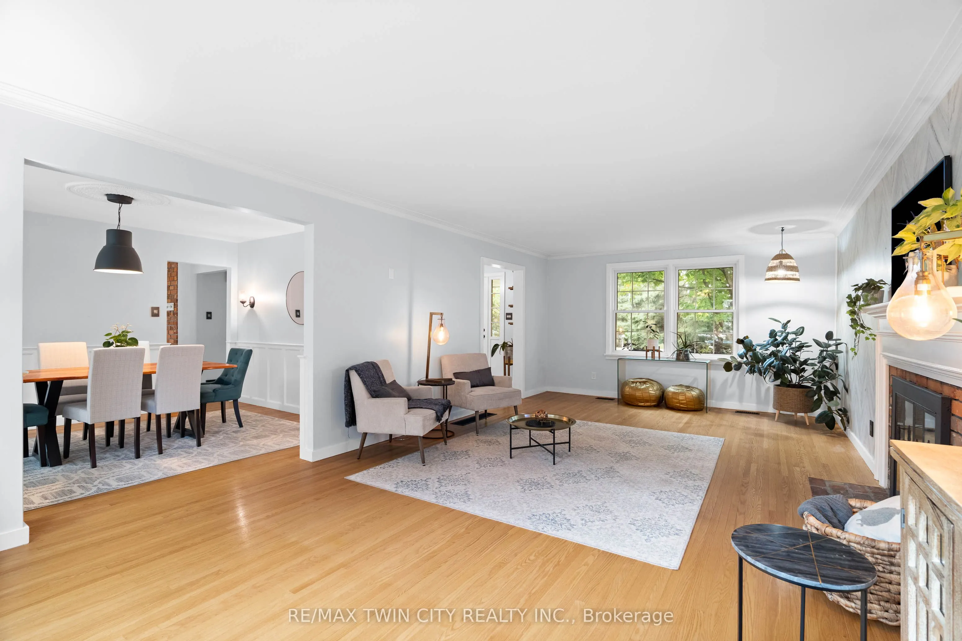 296 Edgehill Drive