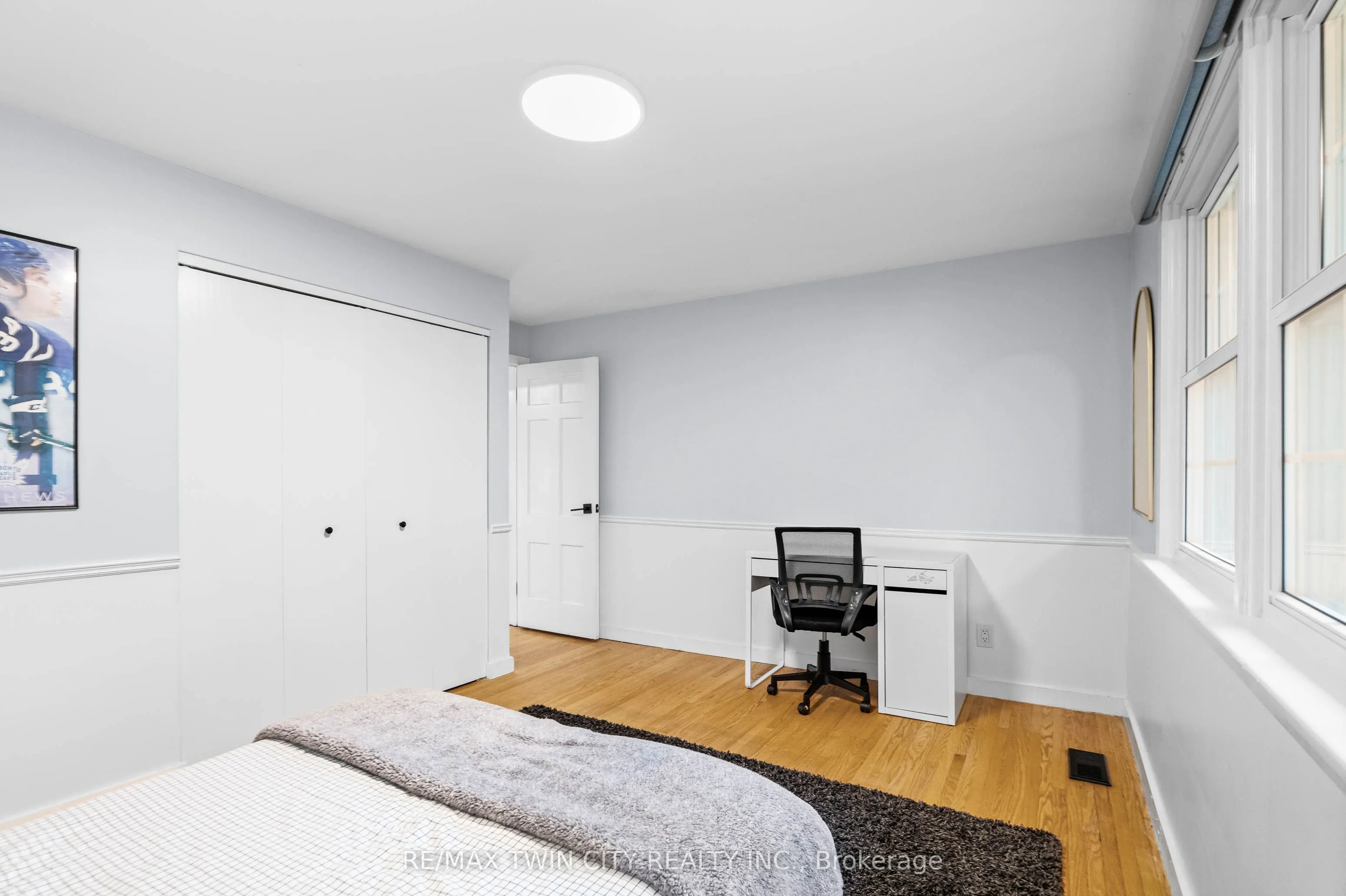 296 Edgehill Drive