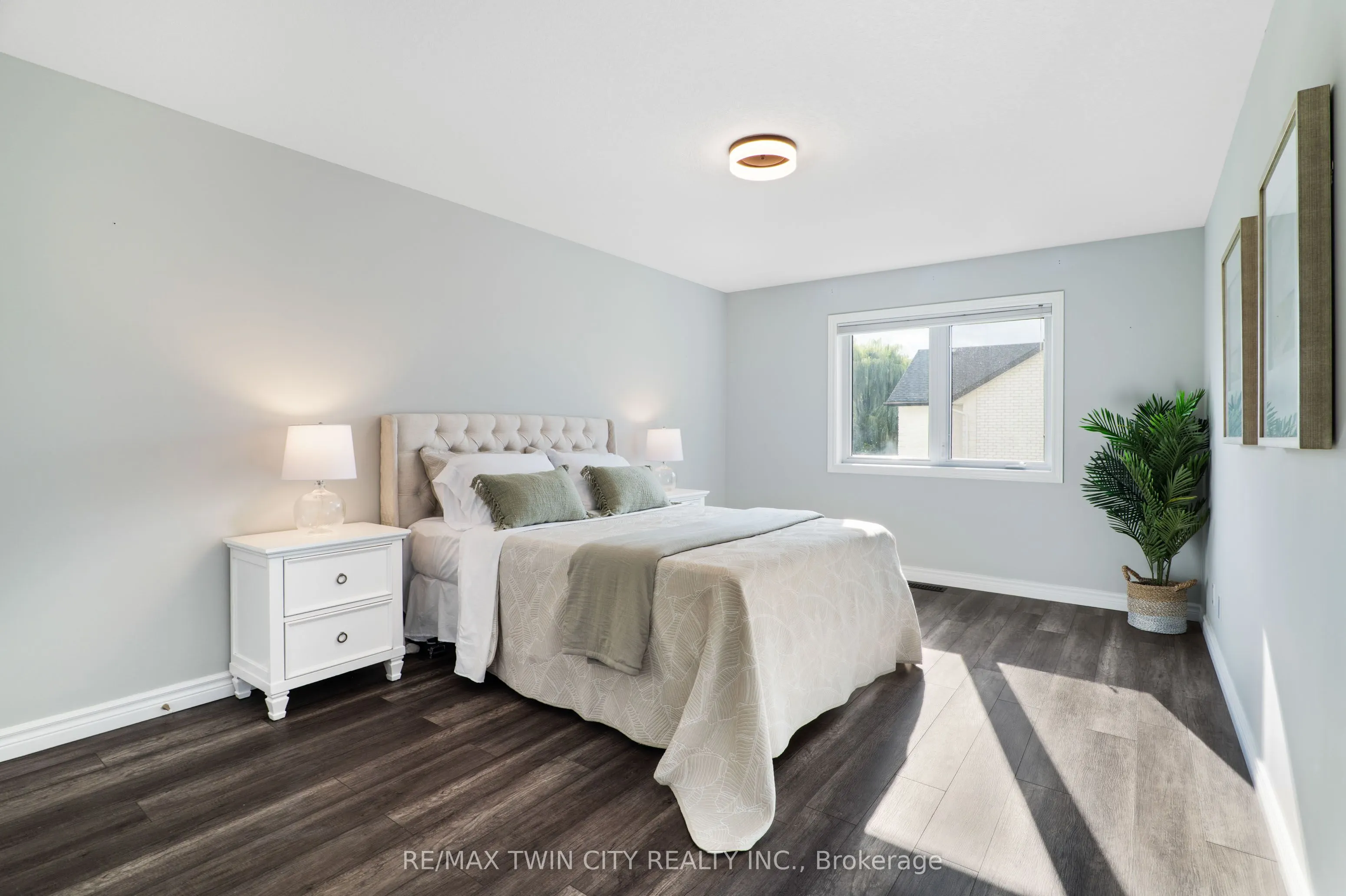3224 Roseville Road