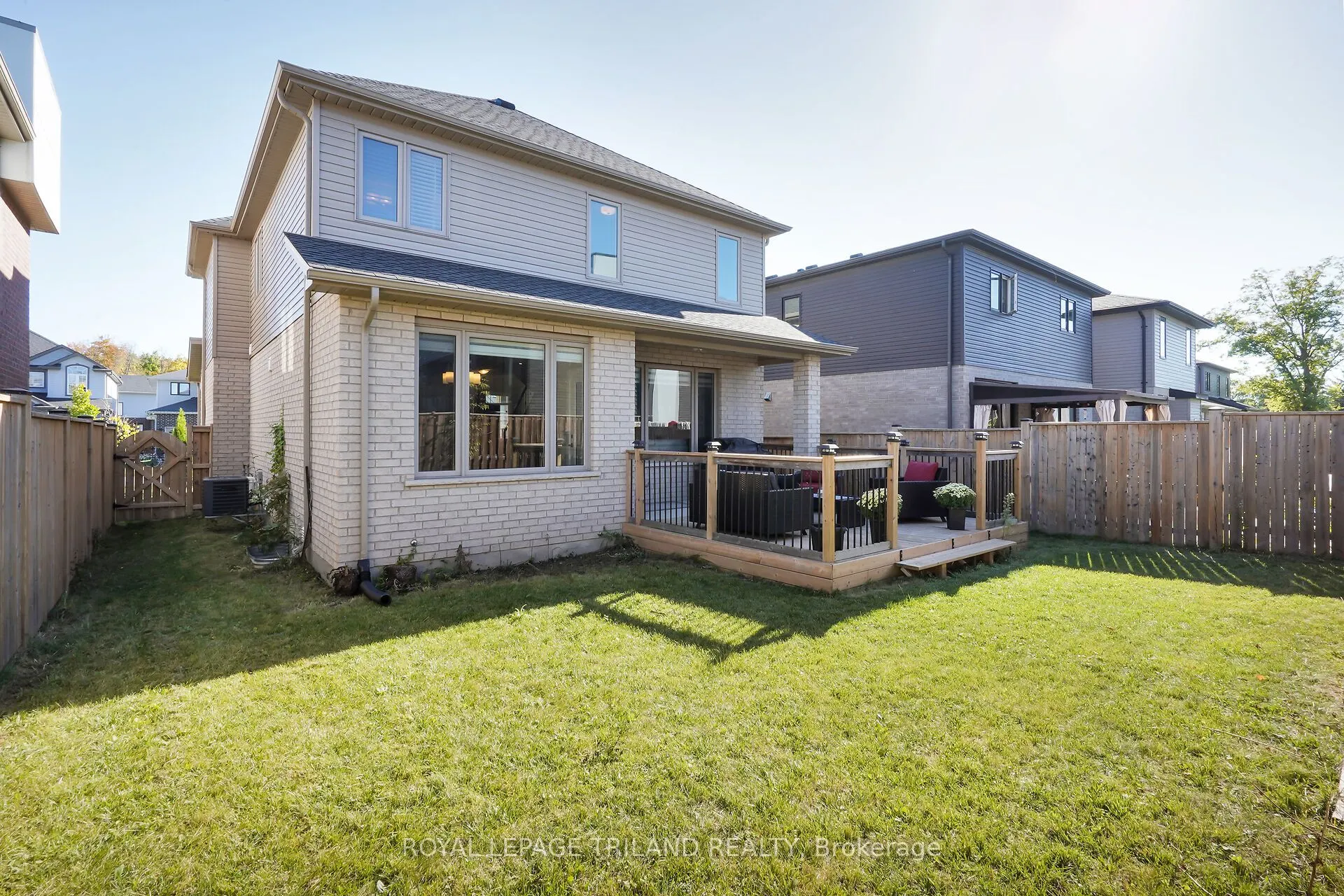 521 Sophia Crescent