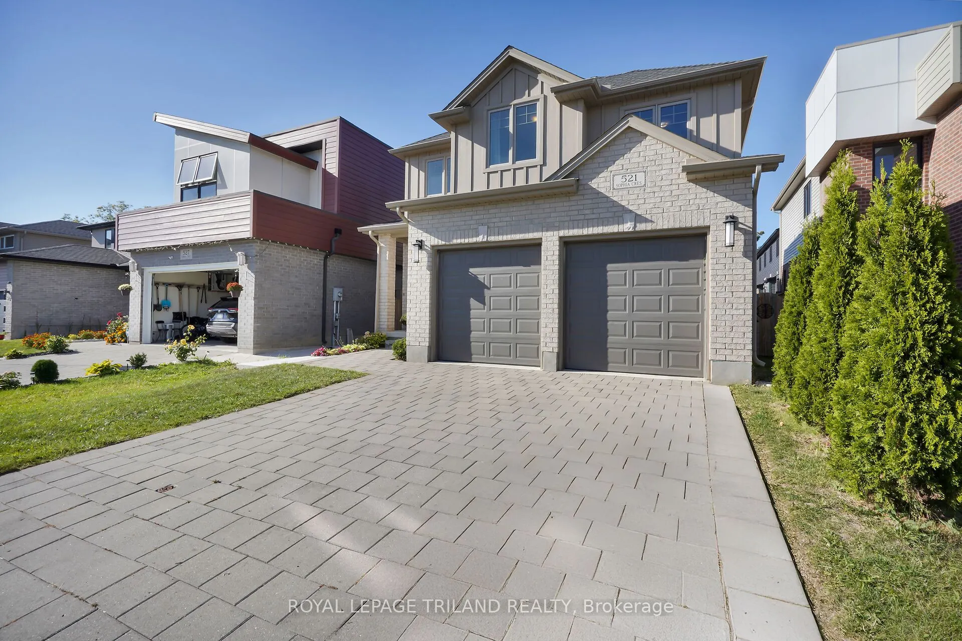 521 Sophia Crescent