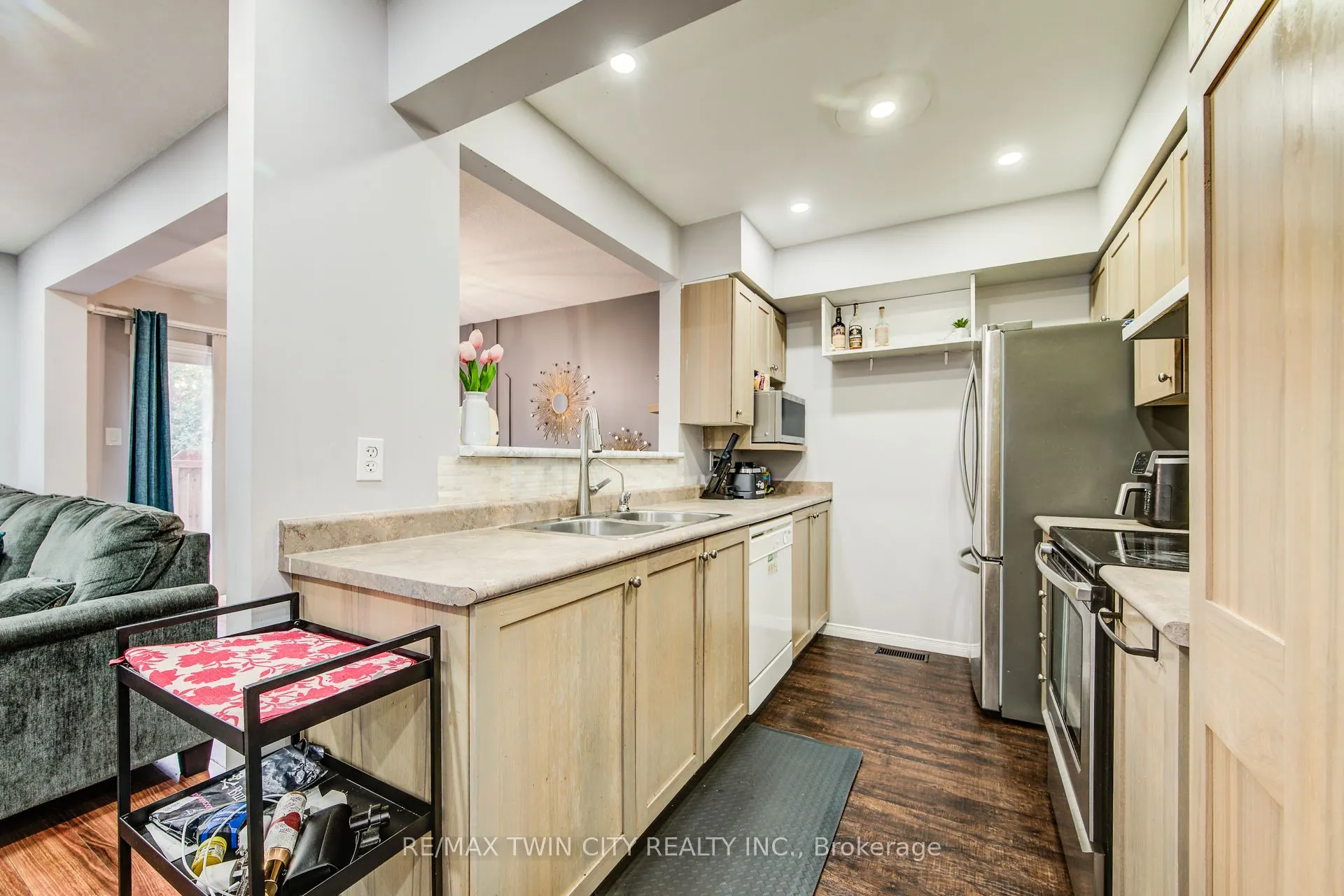 120 Dudhope Avenue #20