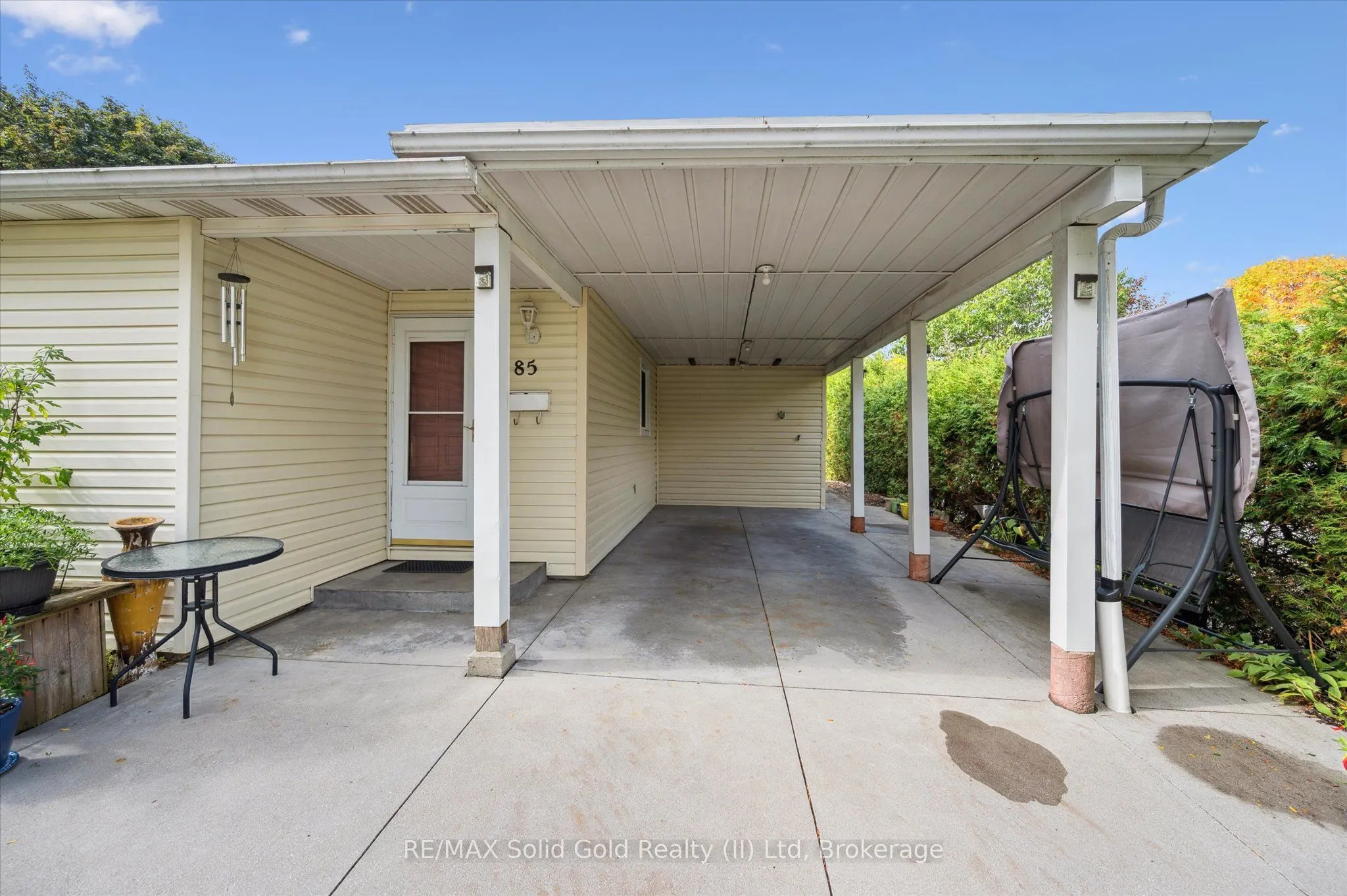 85 Christopher Drive