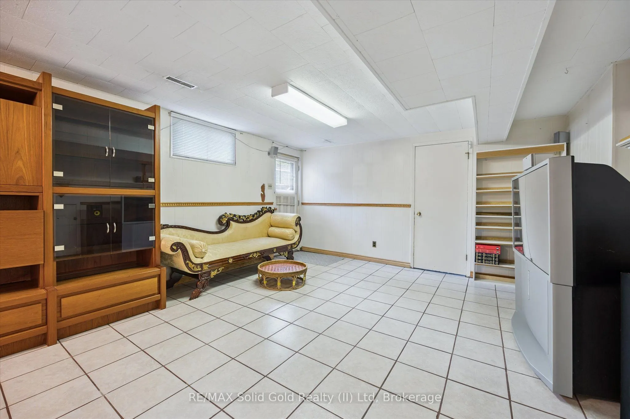 85 Christopher Drive
