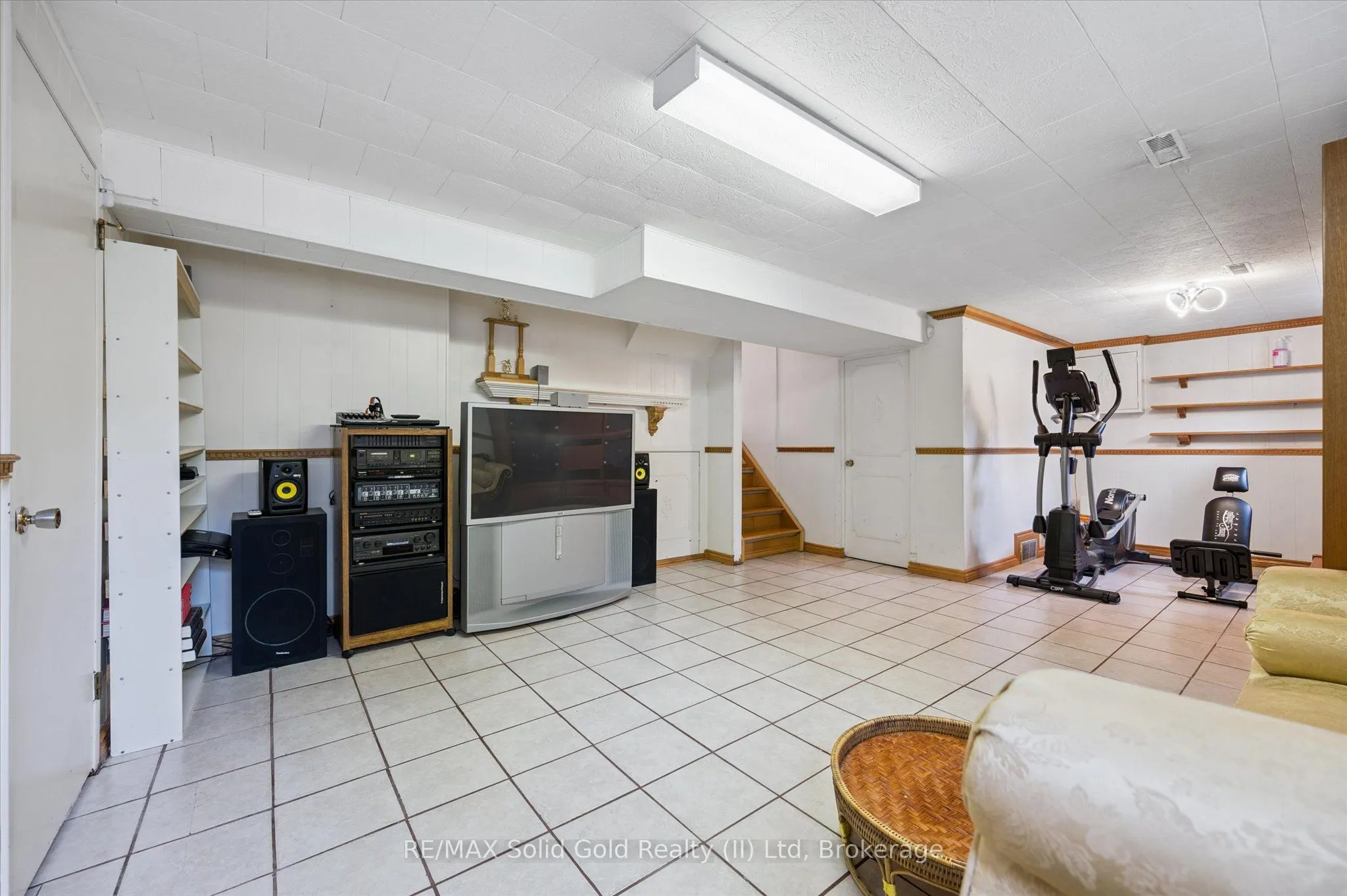 85 Christopher Drive