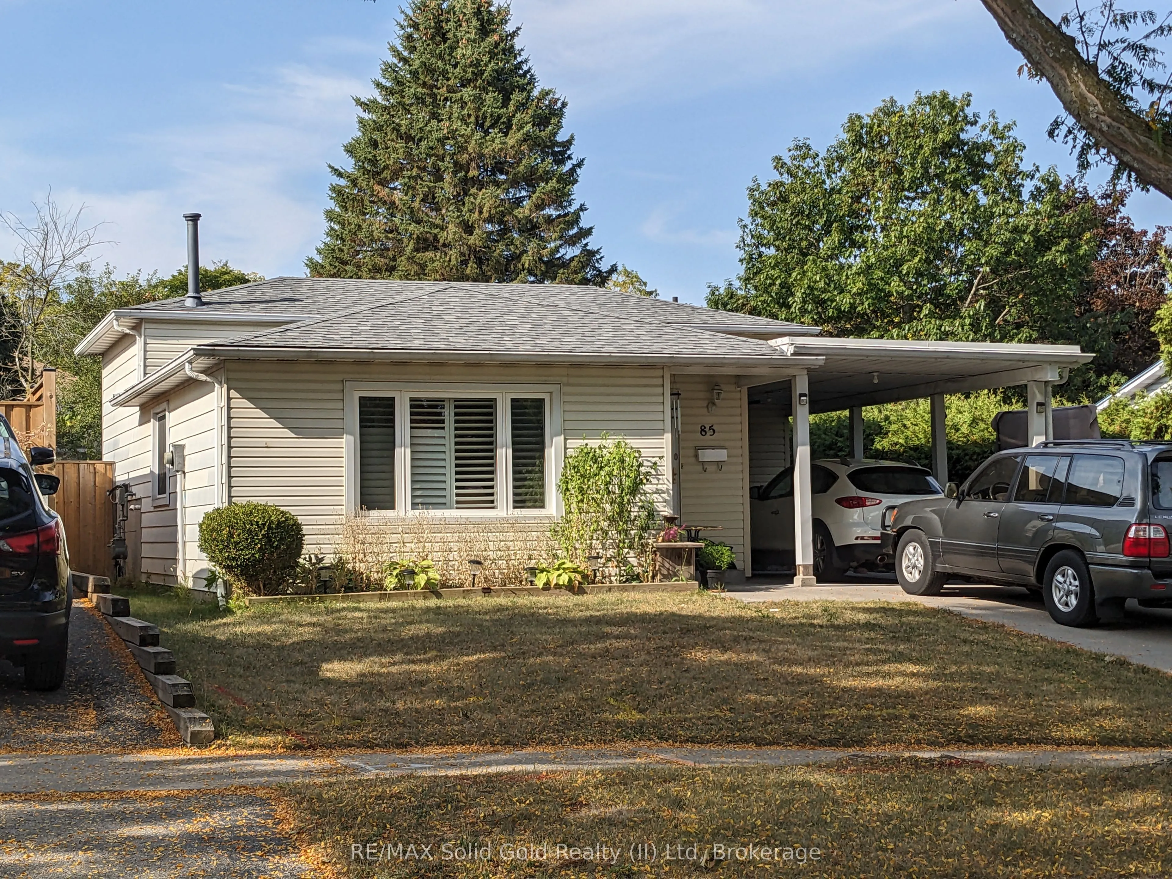 85 Christopher Drive