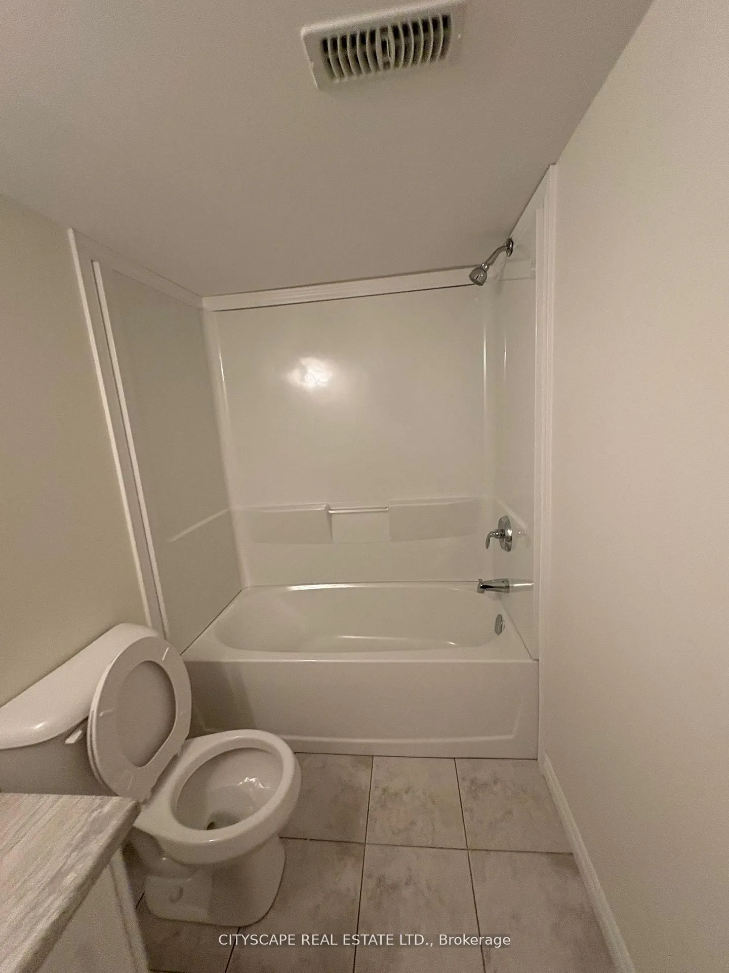10 Dufferin Street, #2