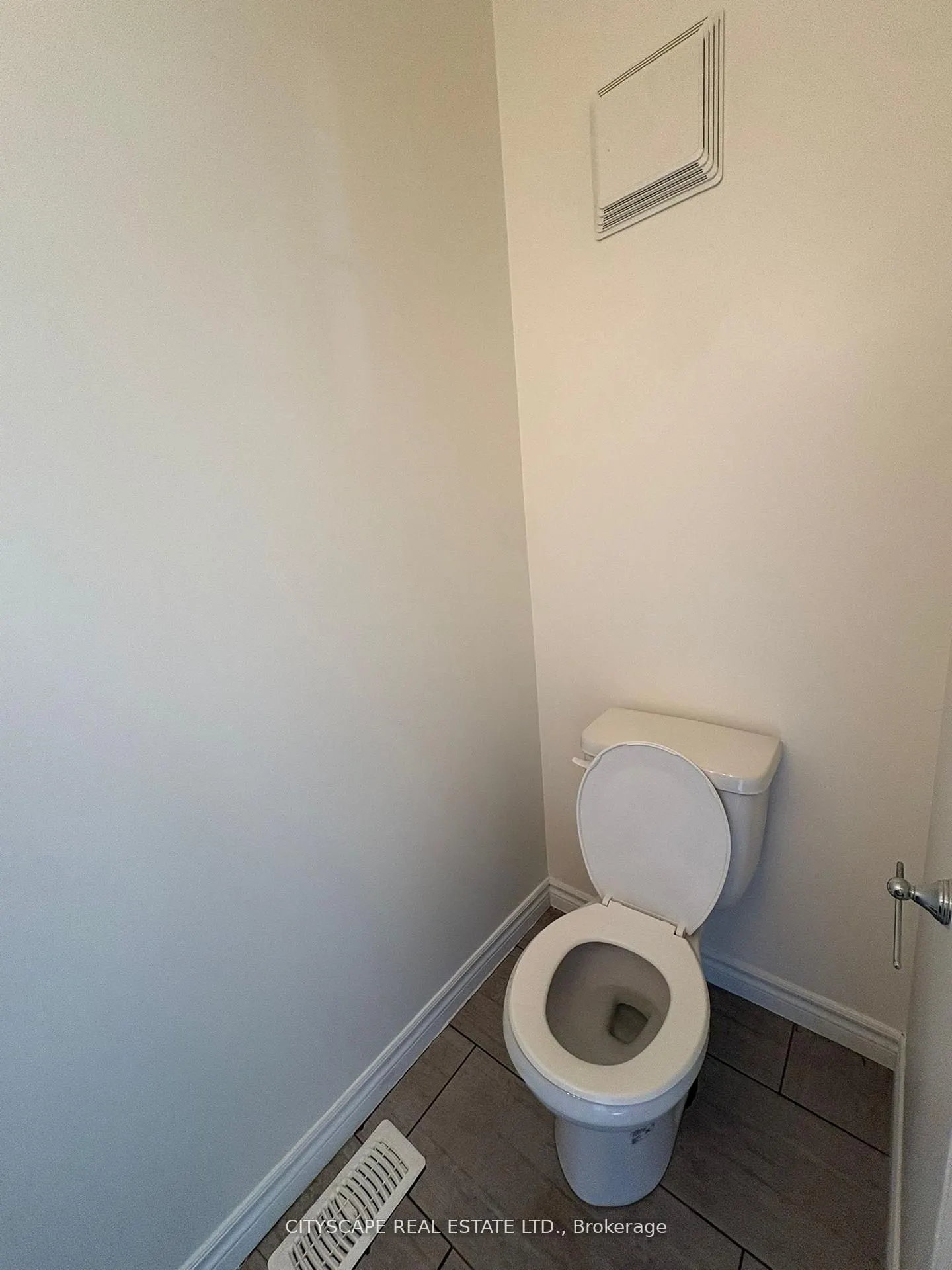 10 Dufferin Street, #2