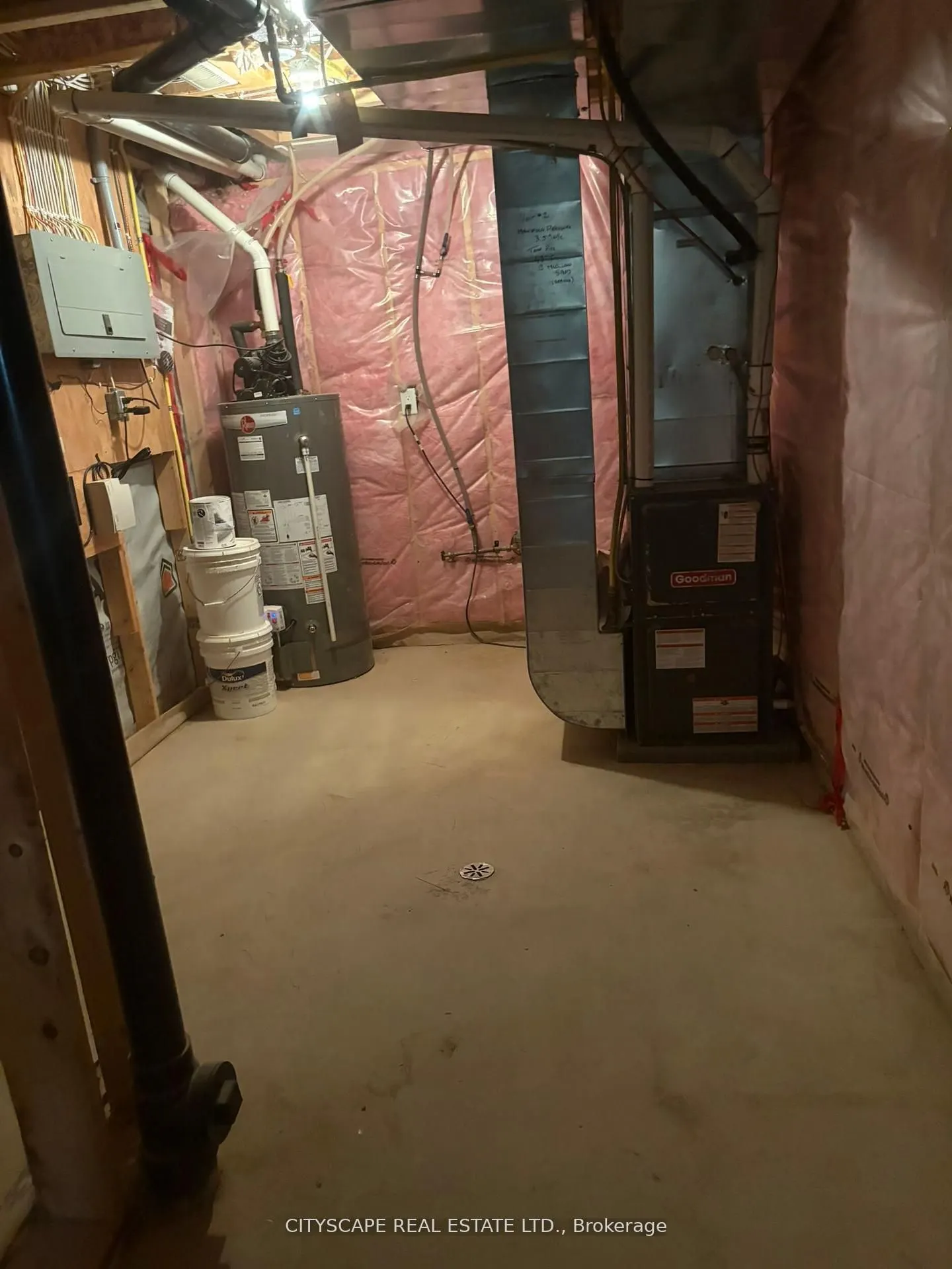 10 Dufferin Street, #2