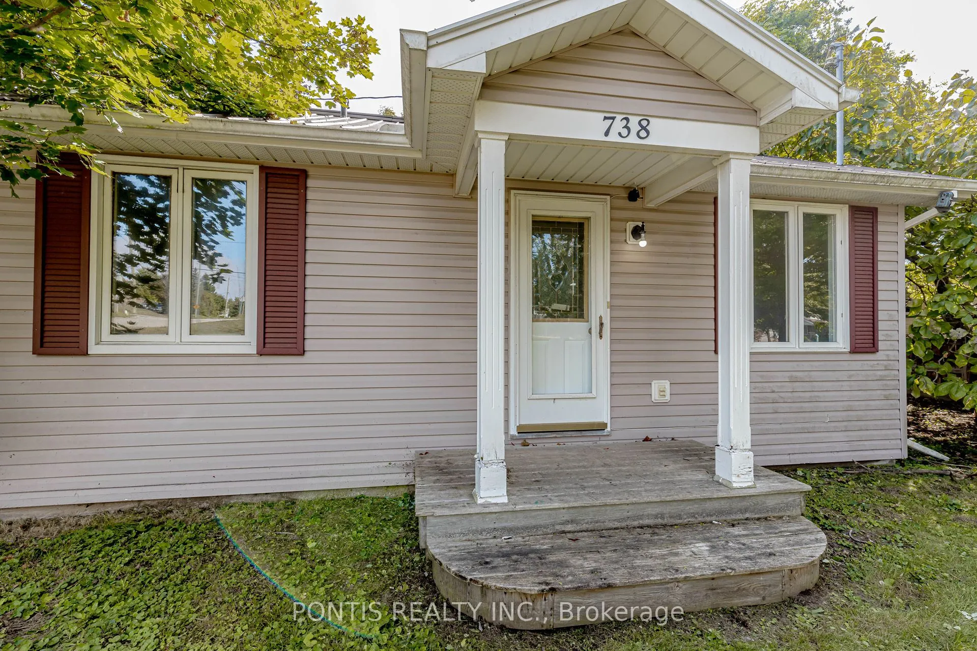 738 MOUNT PLEASANT Road