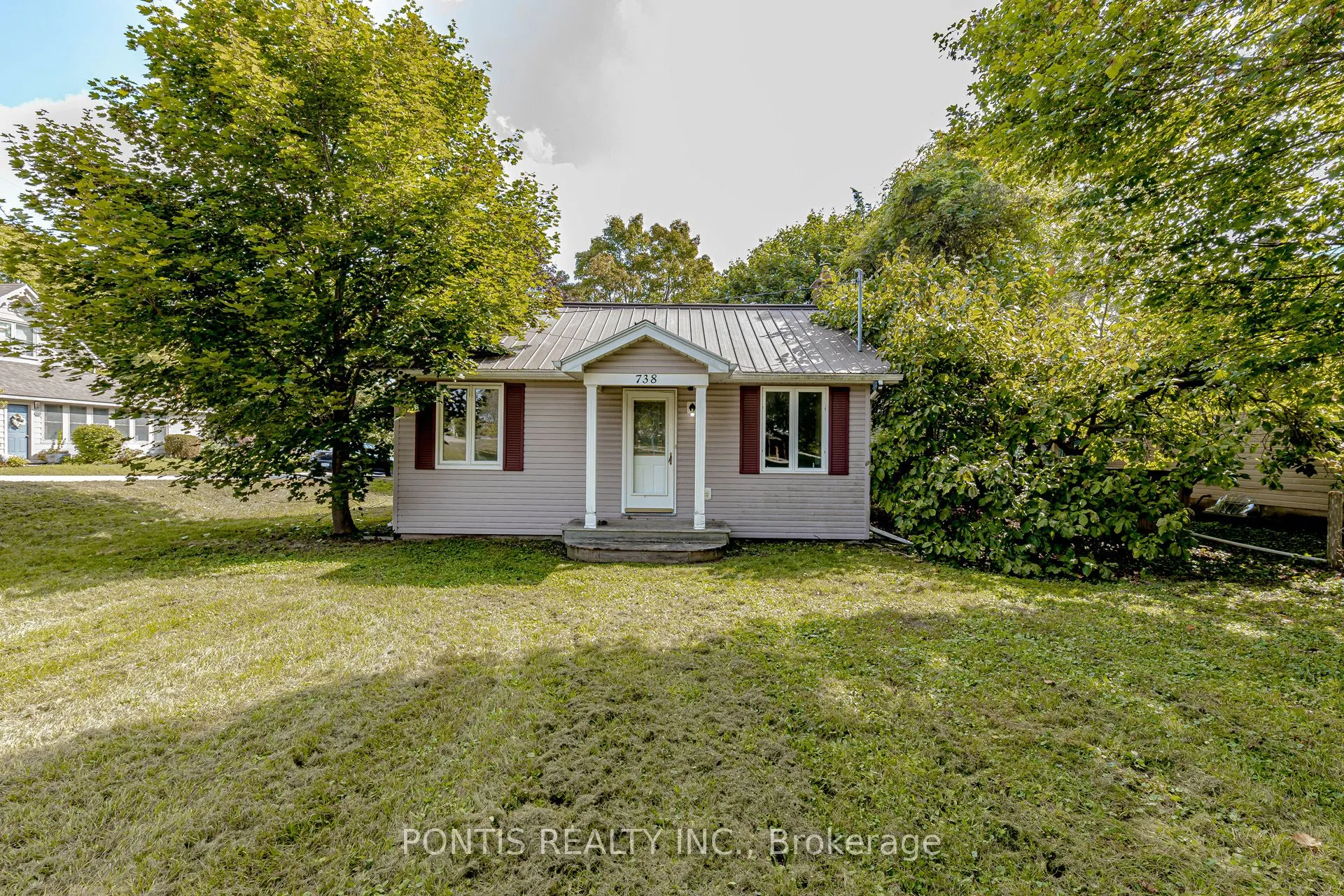 738 MOUNT PLEASANT Road