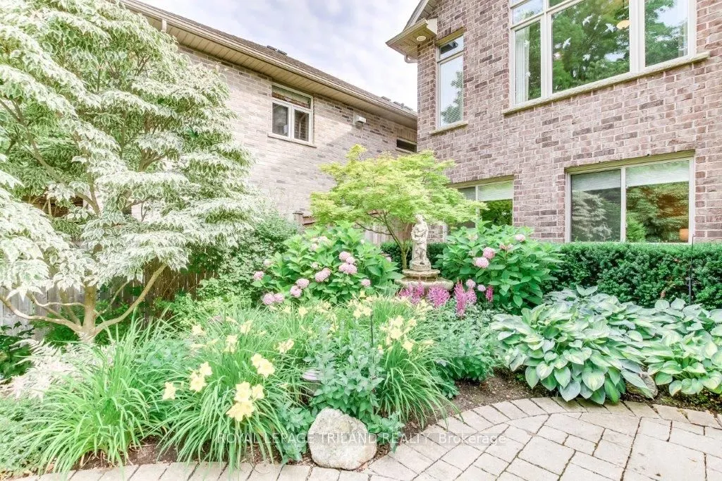 20 Ensley Place