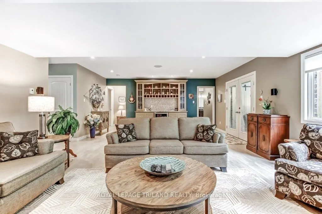 20 Ensley Place