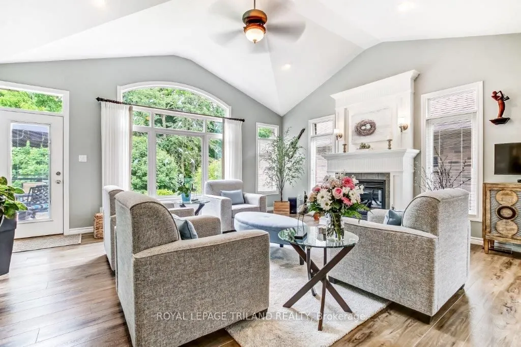20 Ensley Place
