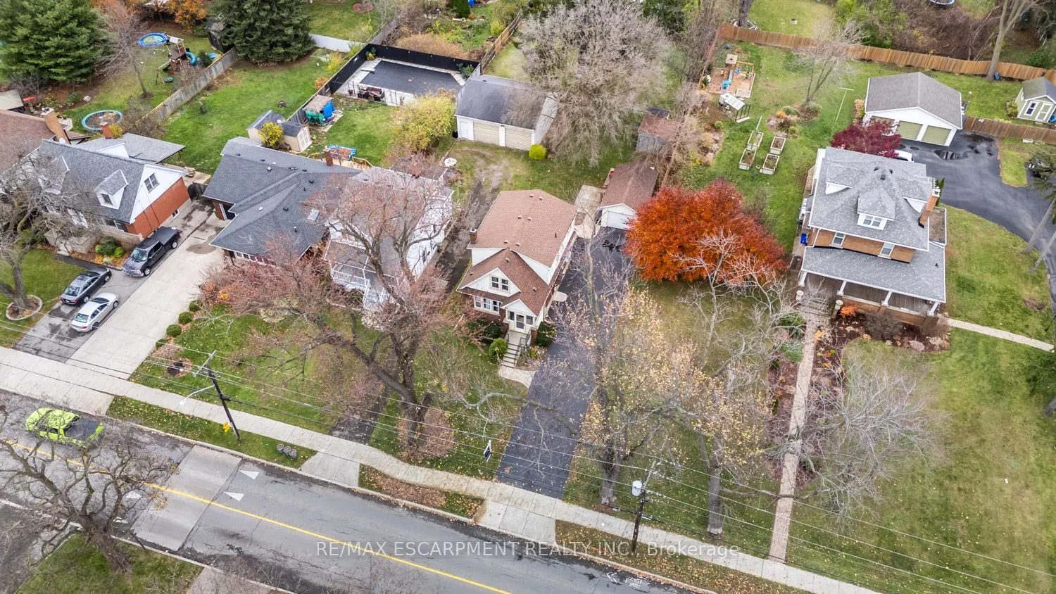 60 Lake Avenue Drive