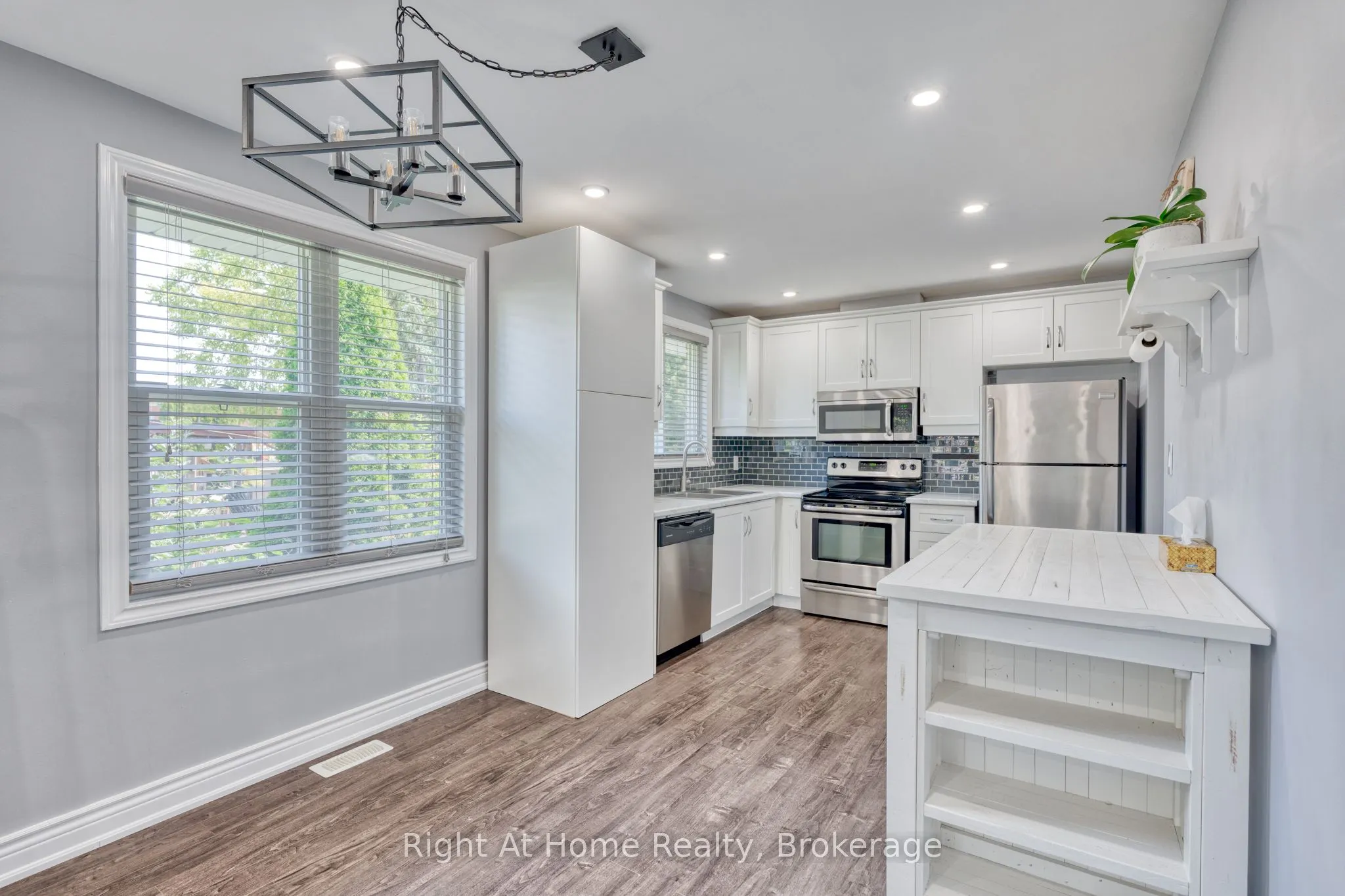 289 1/2 Pelham Road