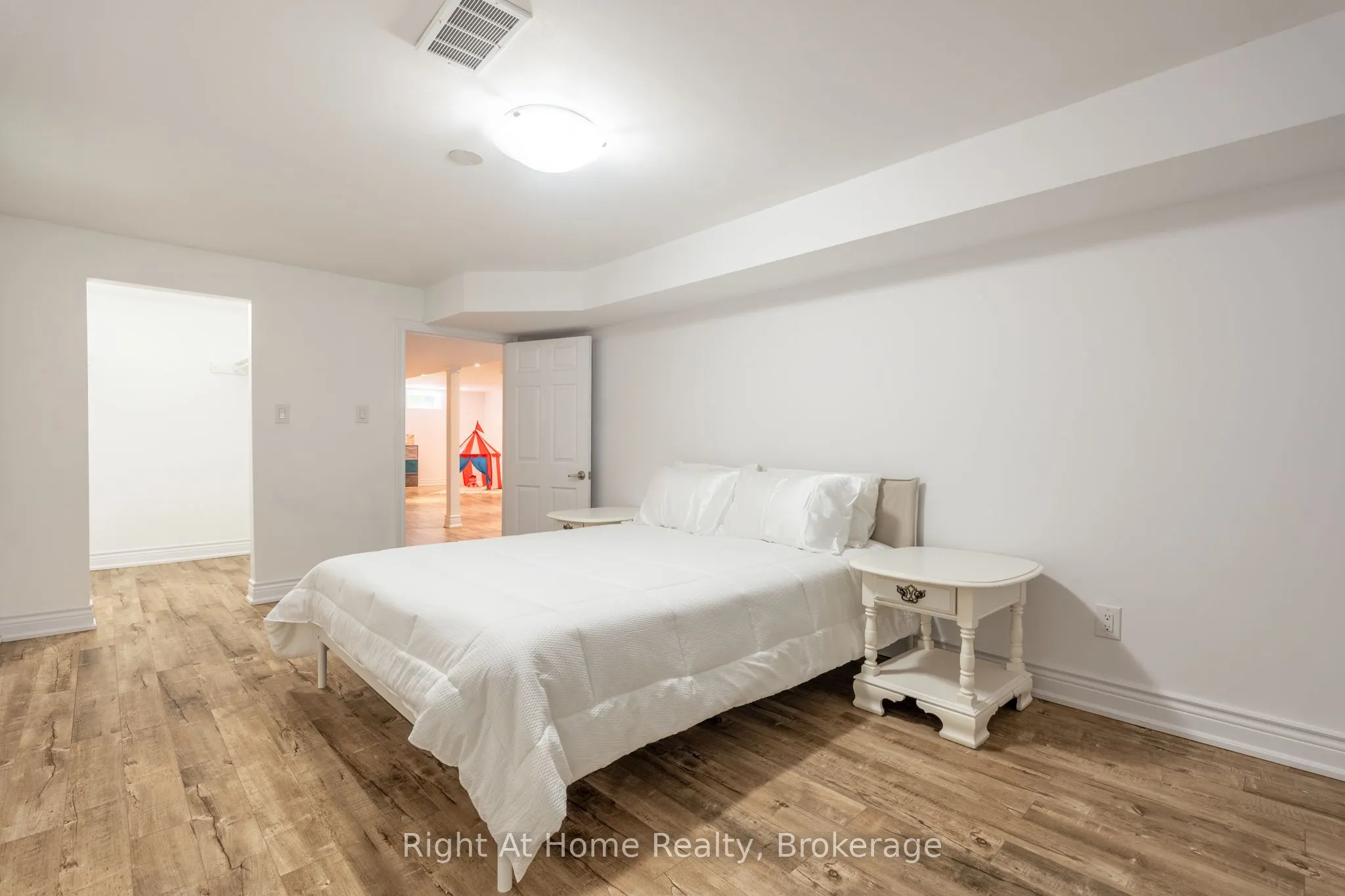 289 1/2 Pelham Road