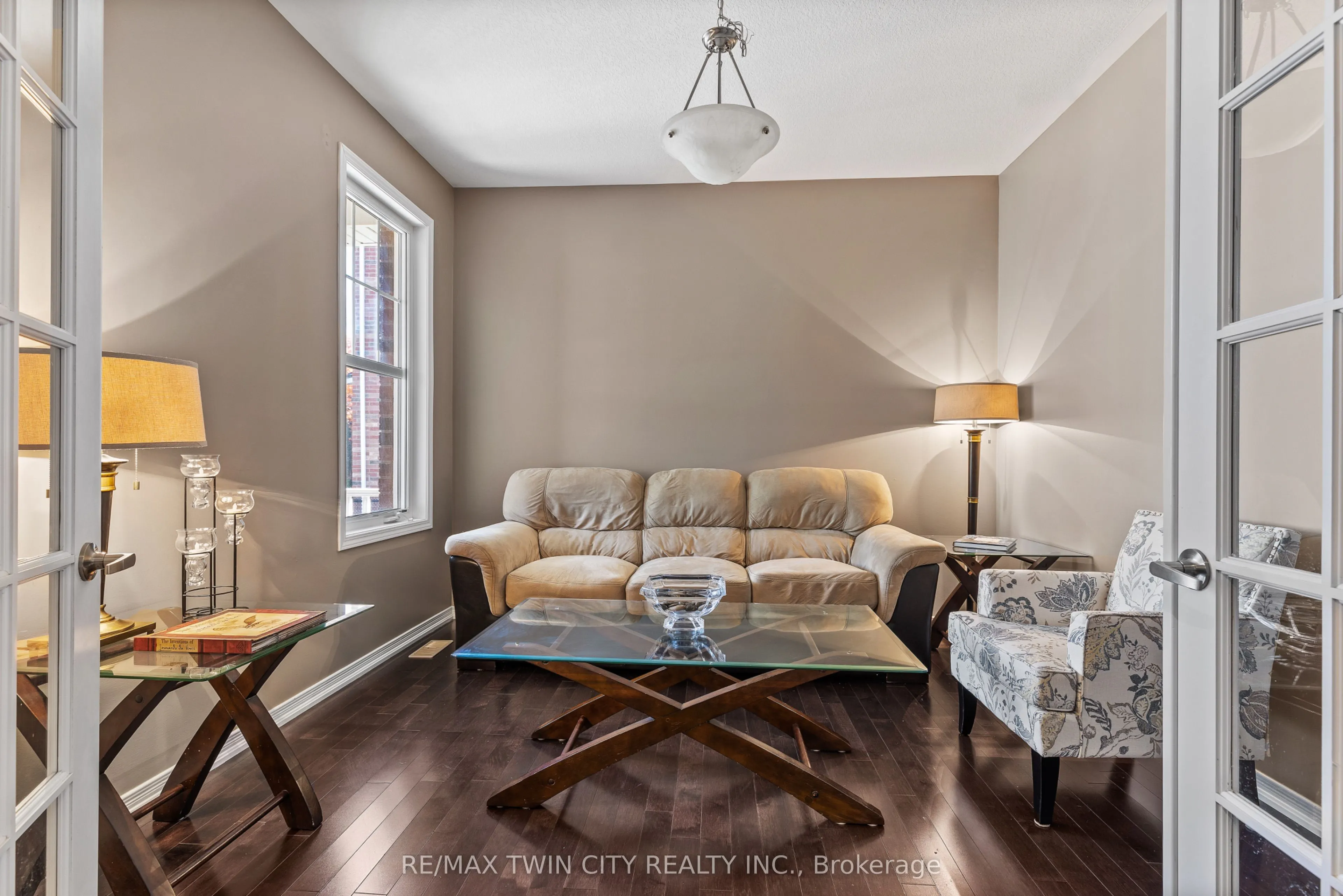 304 Falling Green Crescent