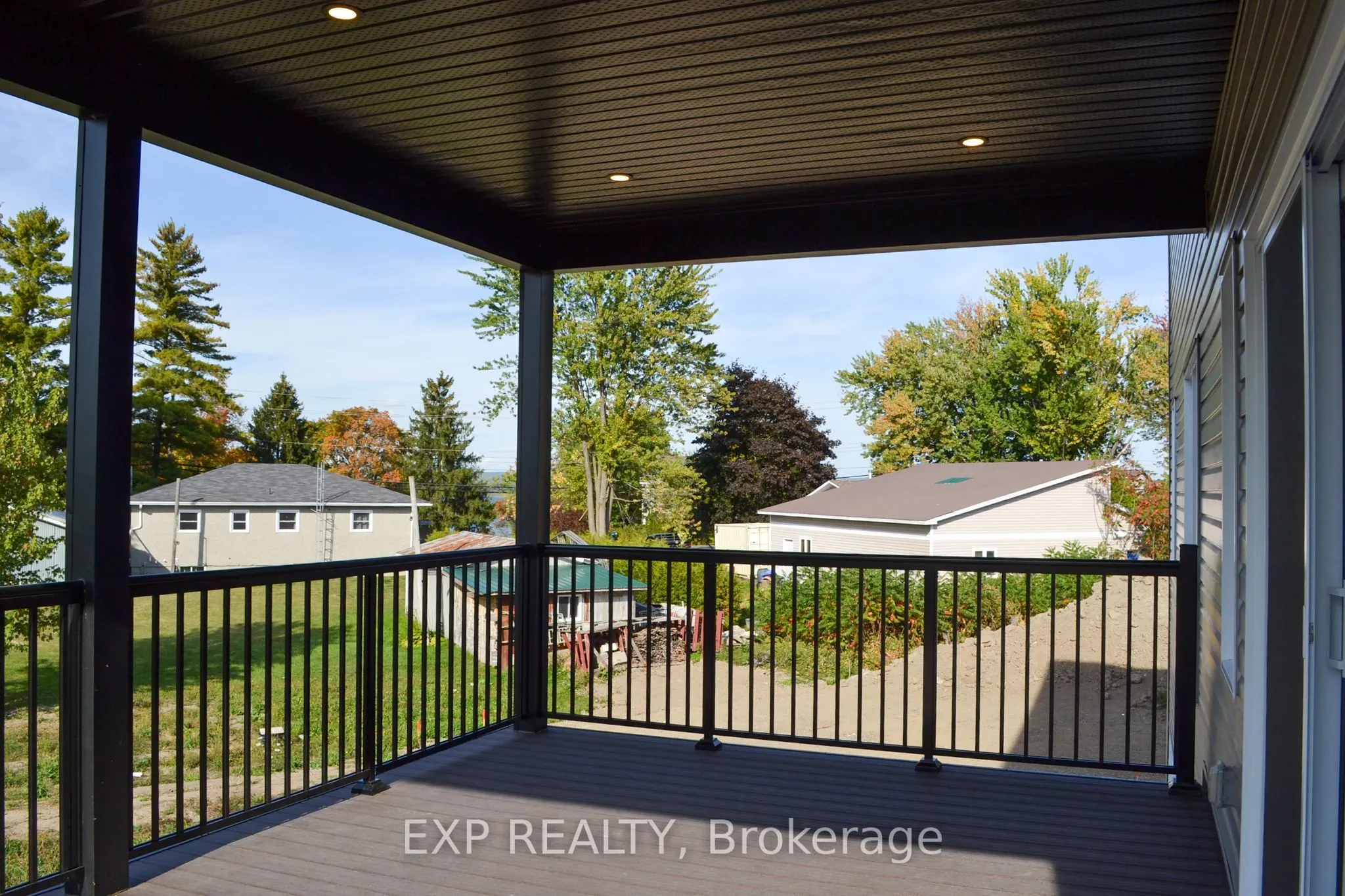 623 Montessor Crescent