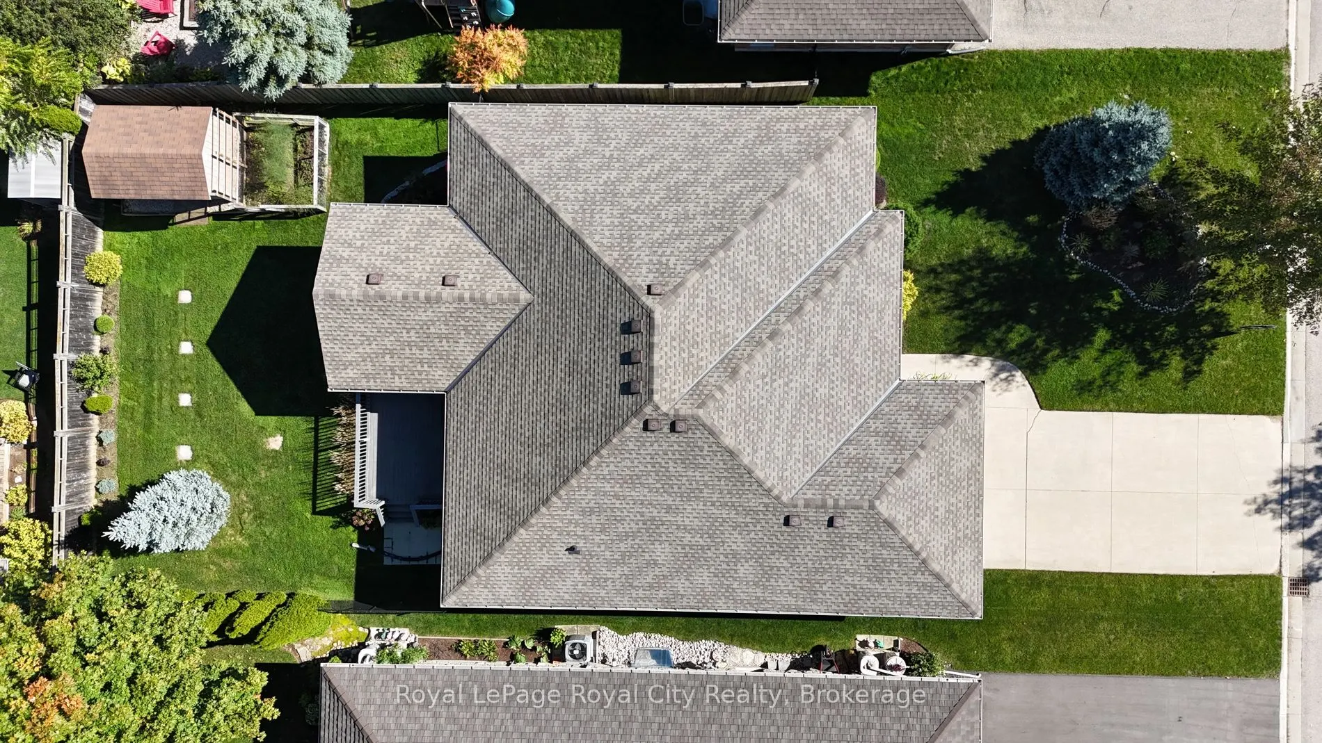 72 Stanley Crescent