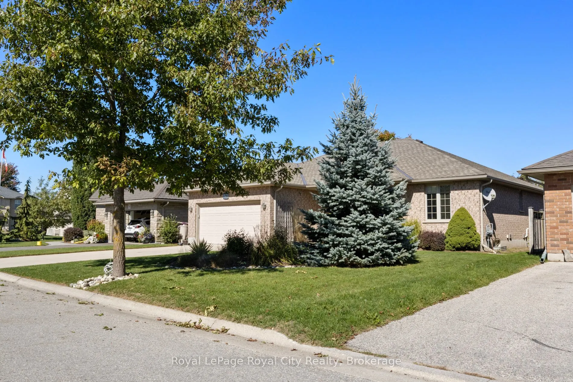 72 Stanley Crescent