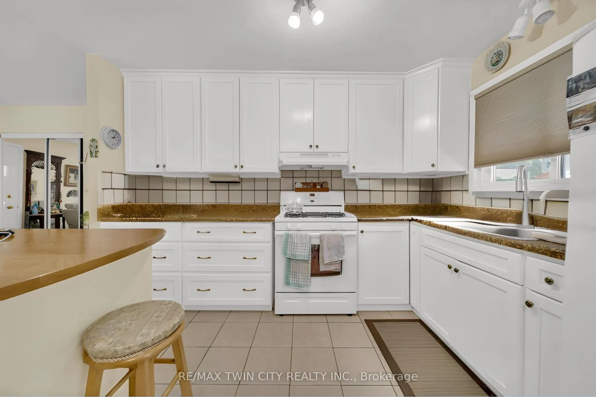 13 Gilston Parkway