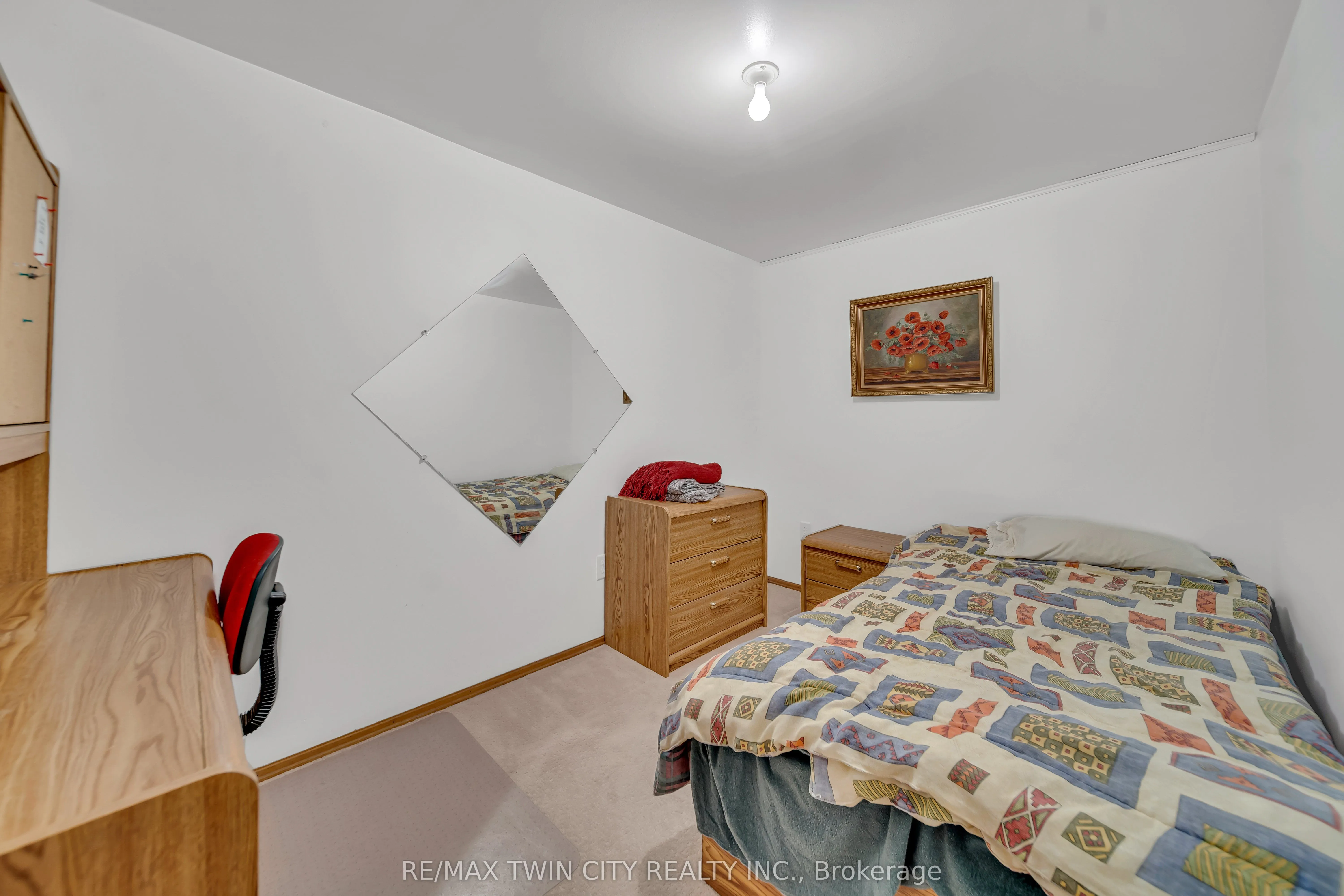 13 Gilston Parkway