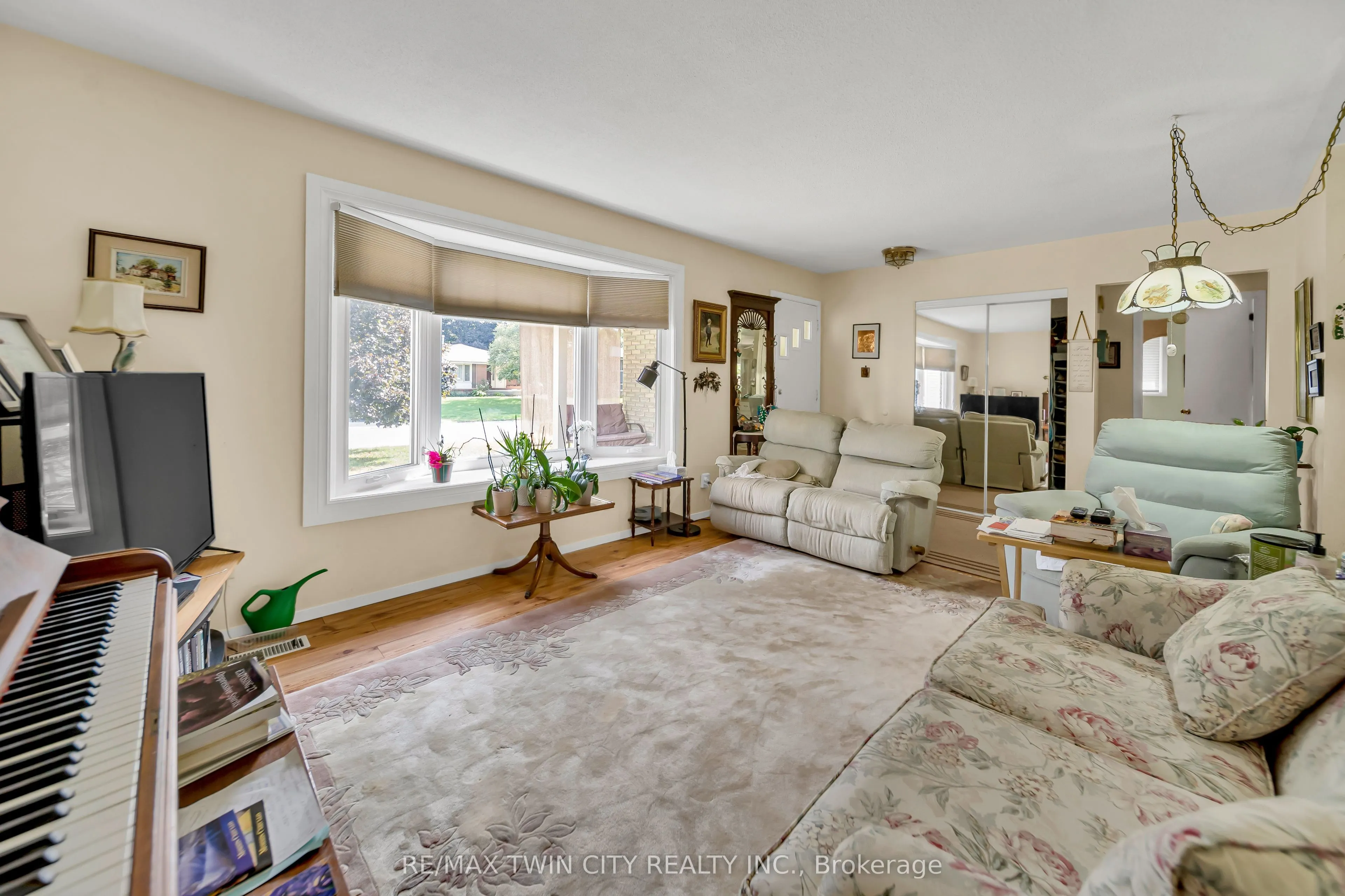 13 Gilston Parkway
