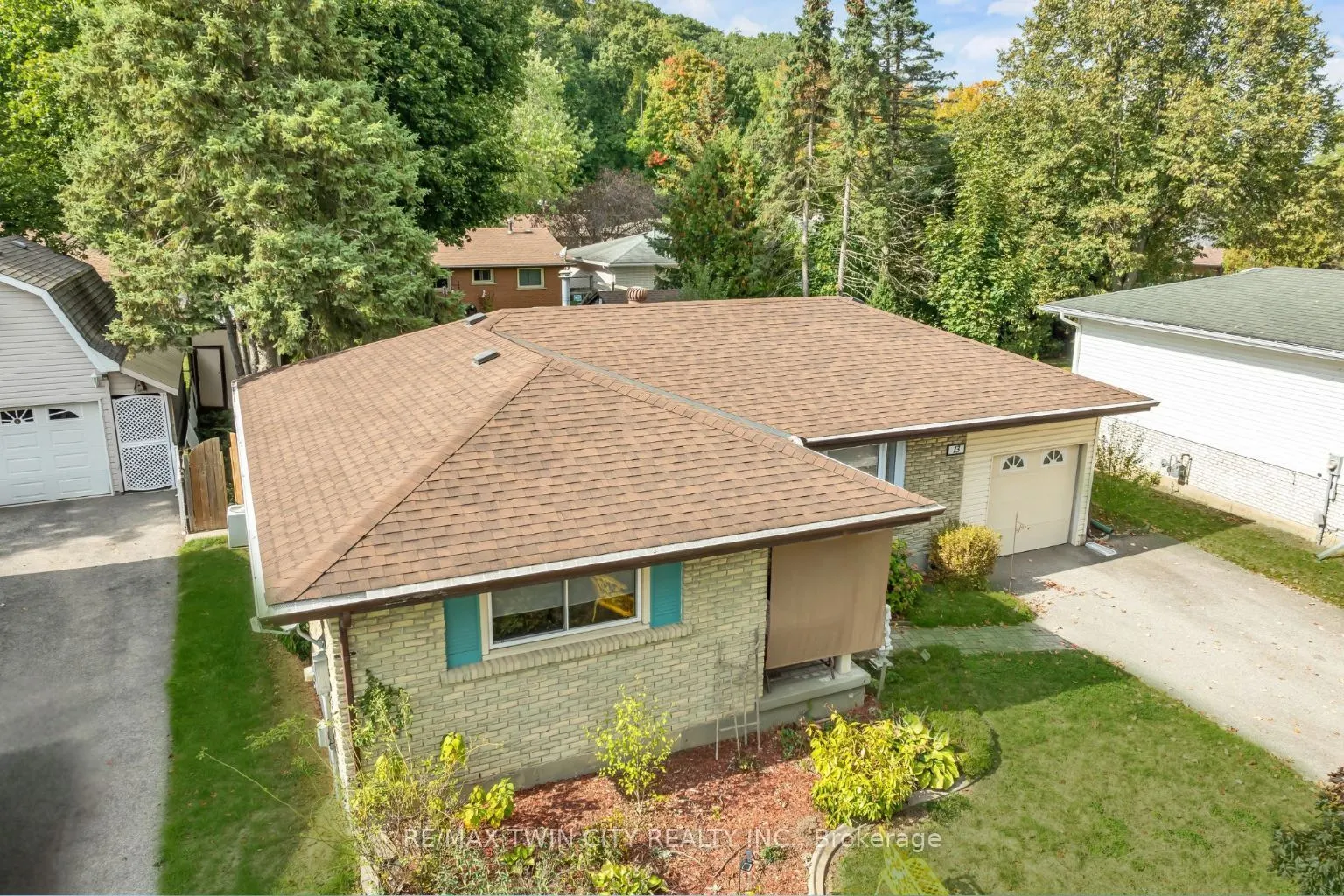 13 Gilston Parkway