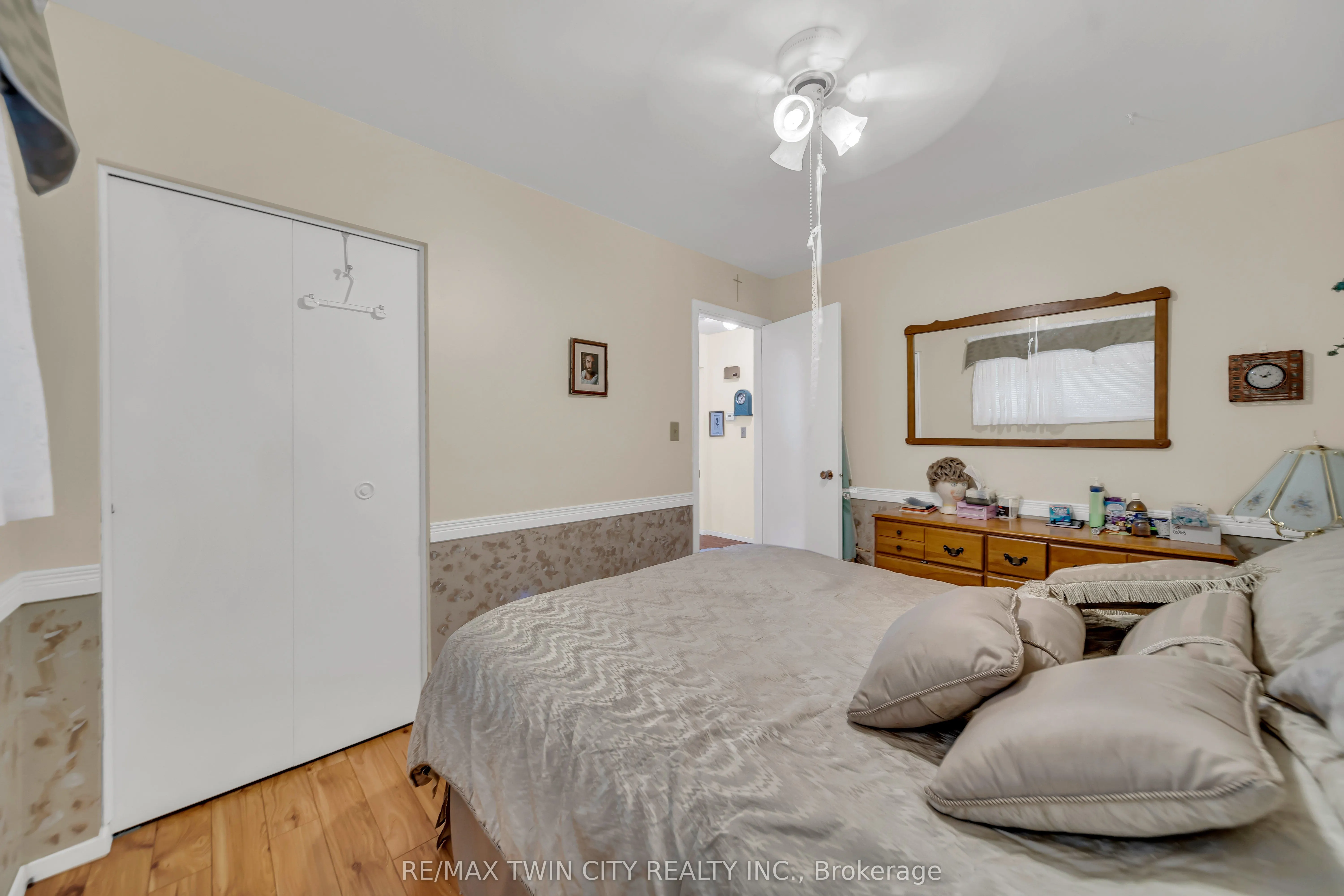 13 Gilston Parkway