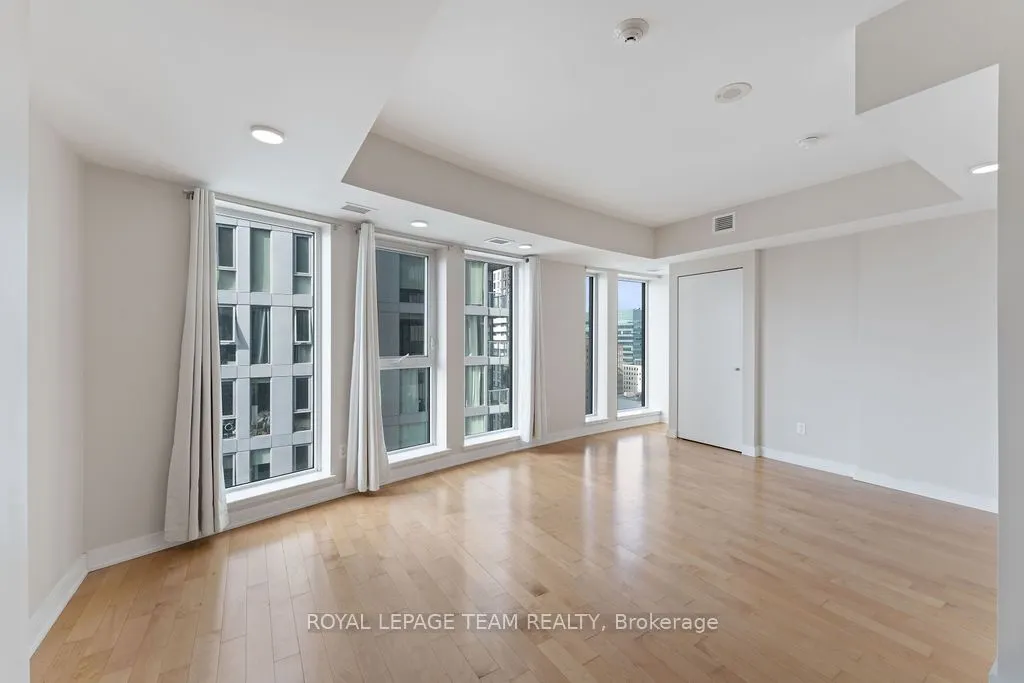 40 Nepean Street, #1904