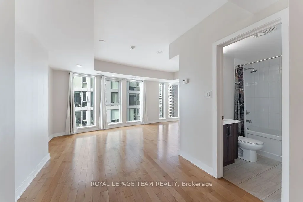 40 Nepean Street, #1904
