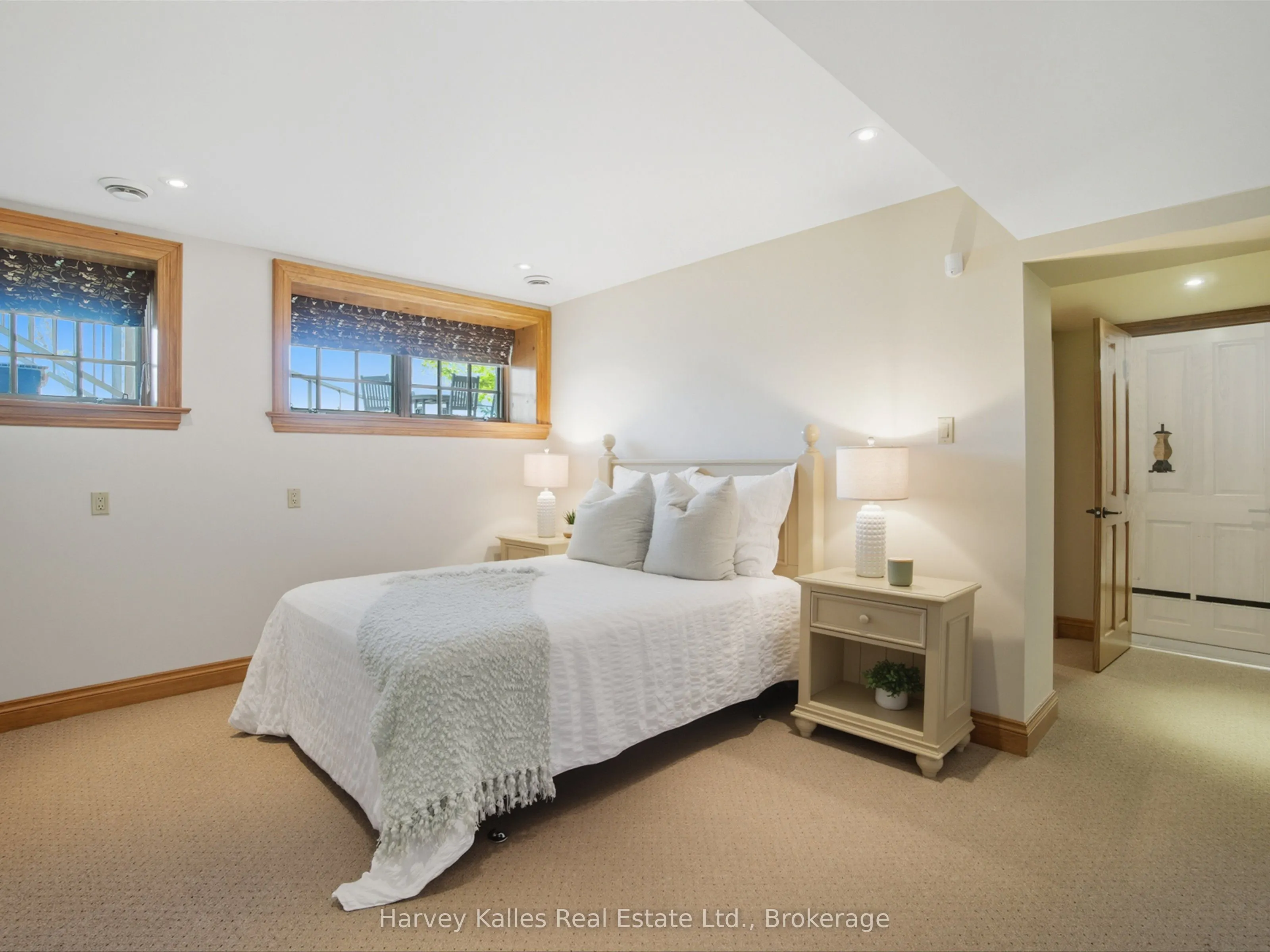 5 Leaside Street