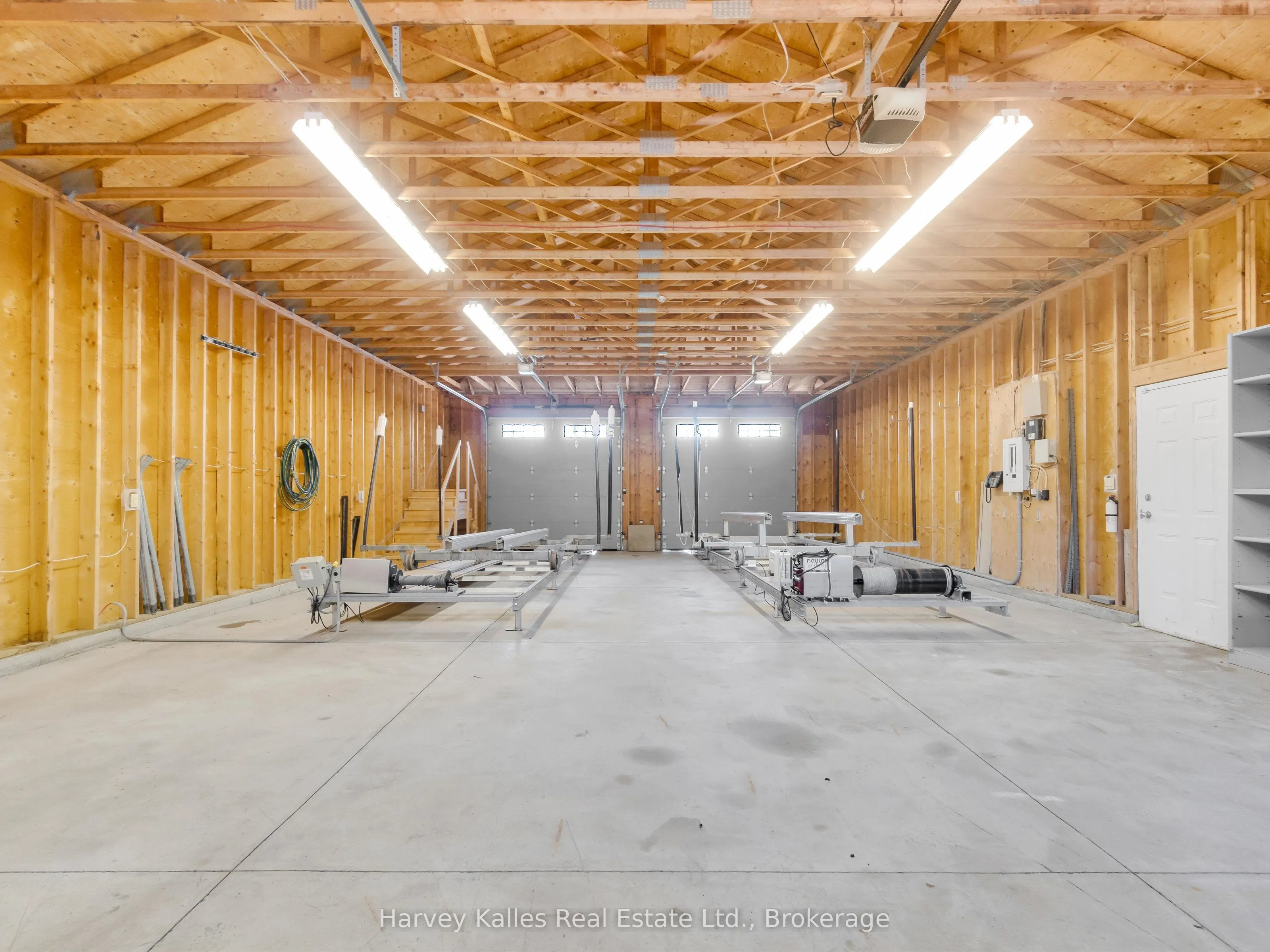 5 Leaside Street