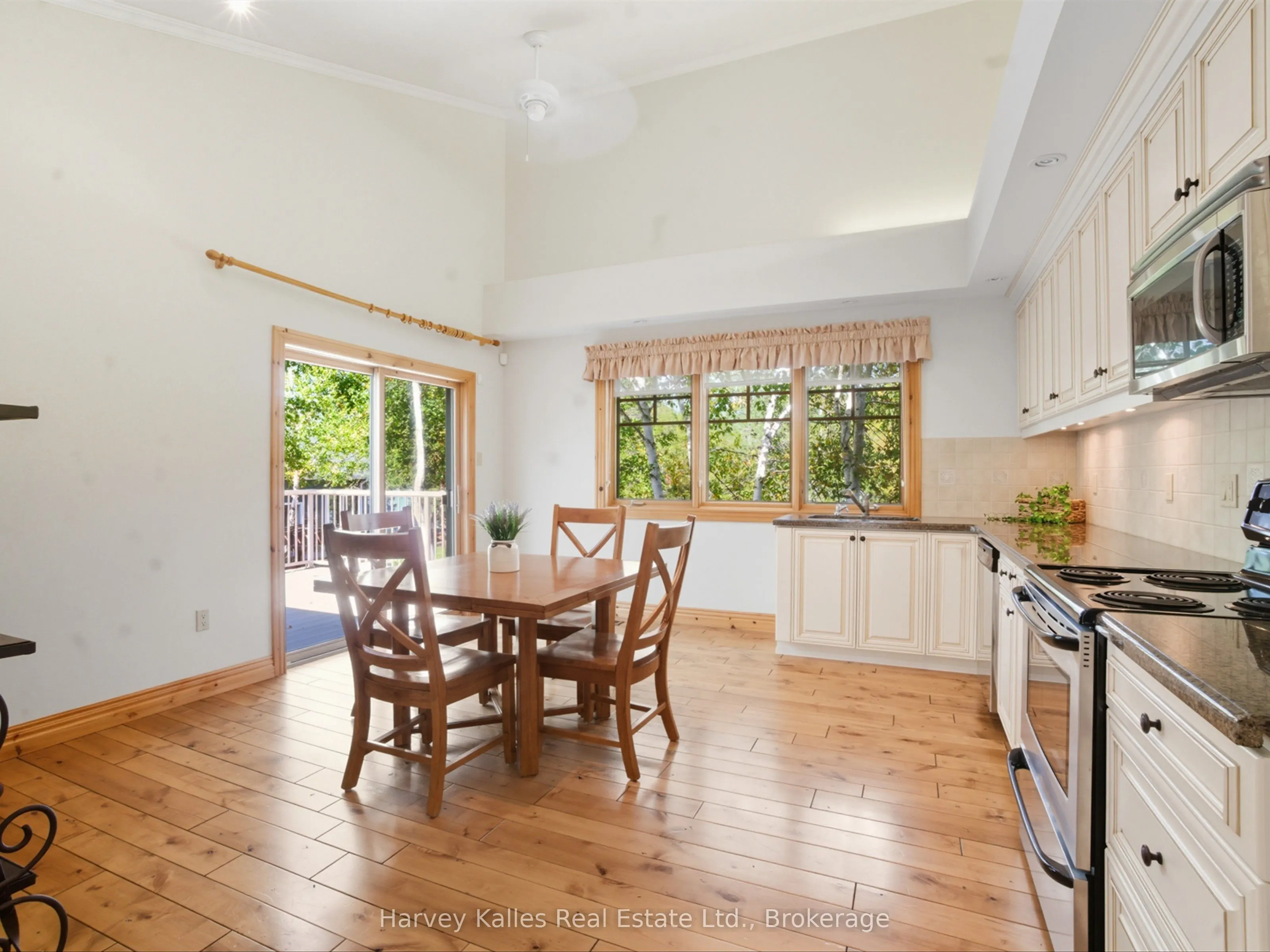 5 Leaside Street