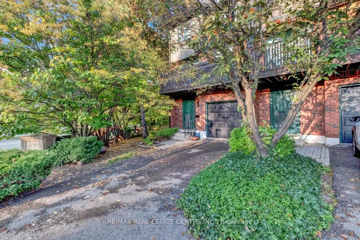 1983 Main Street W, #1
