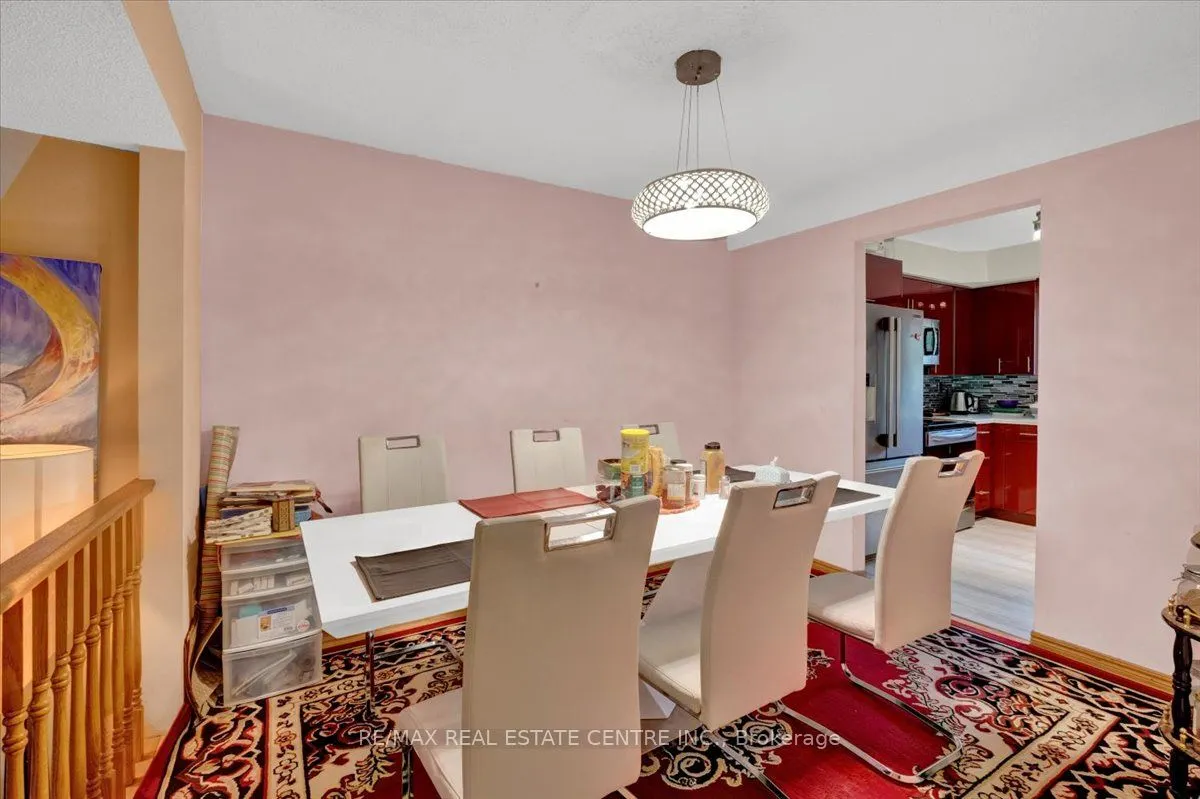 1983 Main Street W, #1