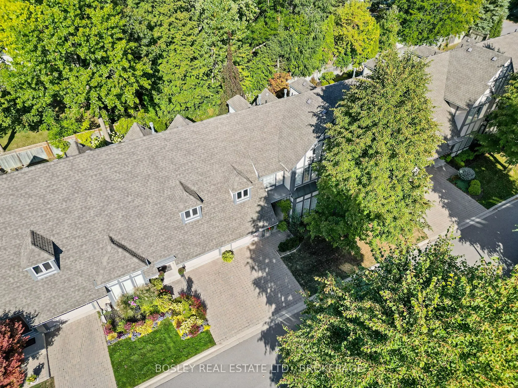575 Simcoe Street, #5