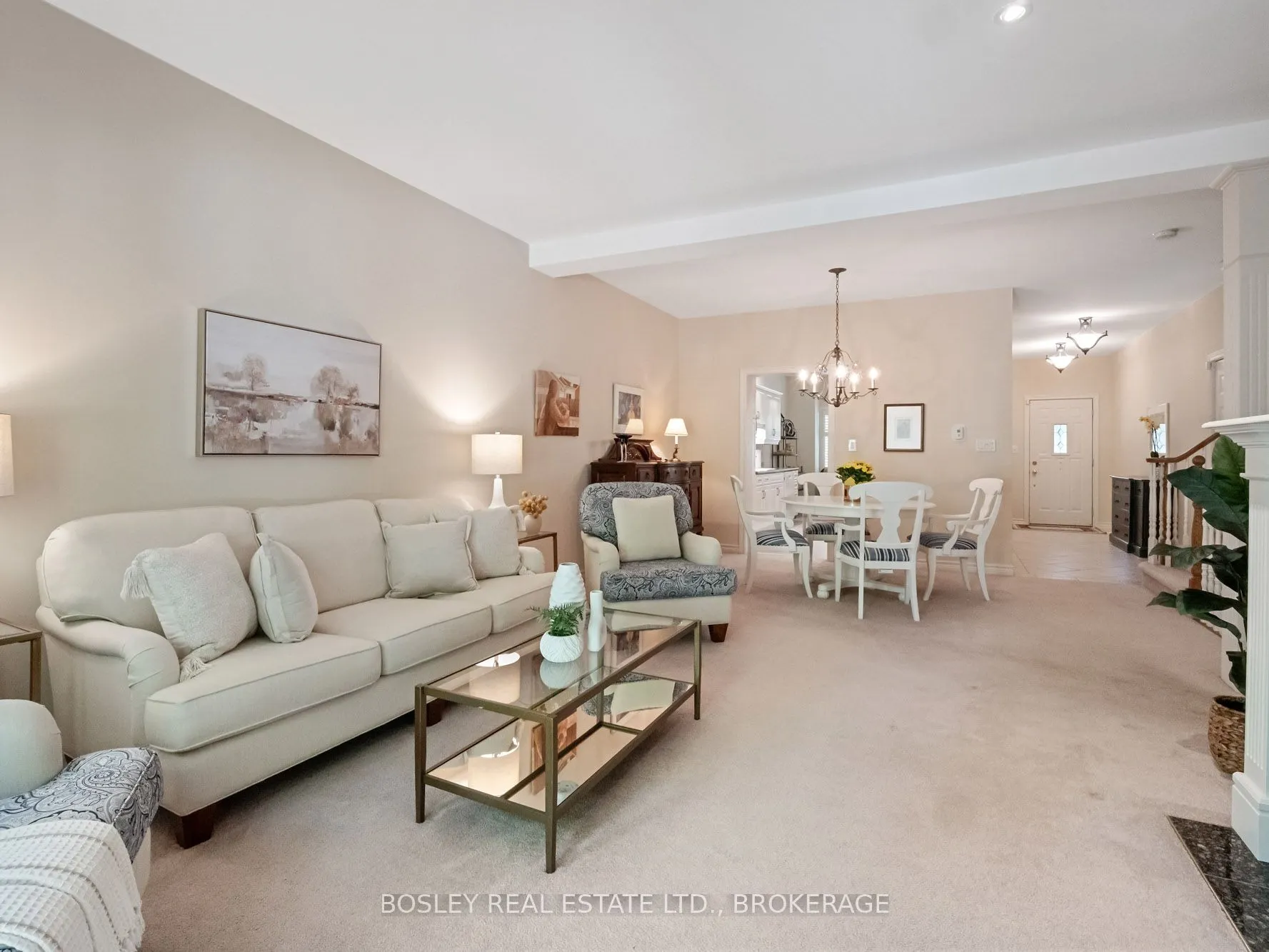 575 Simcoe Street, #5