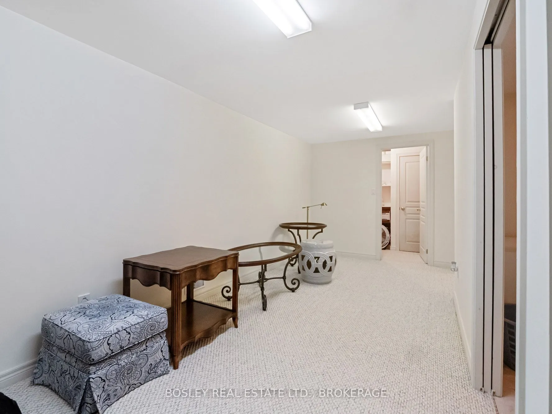 575 Simcoe Street, #5
