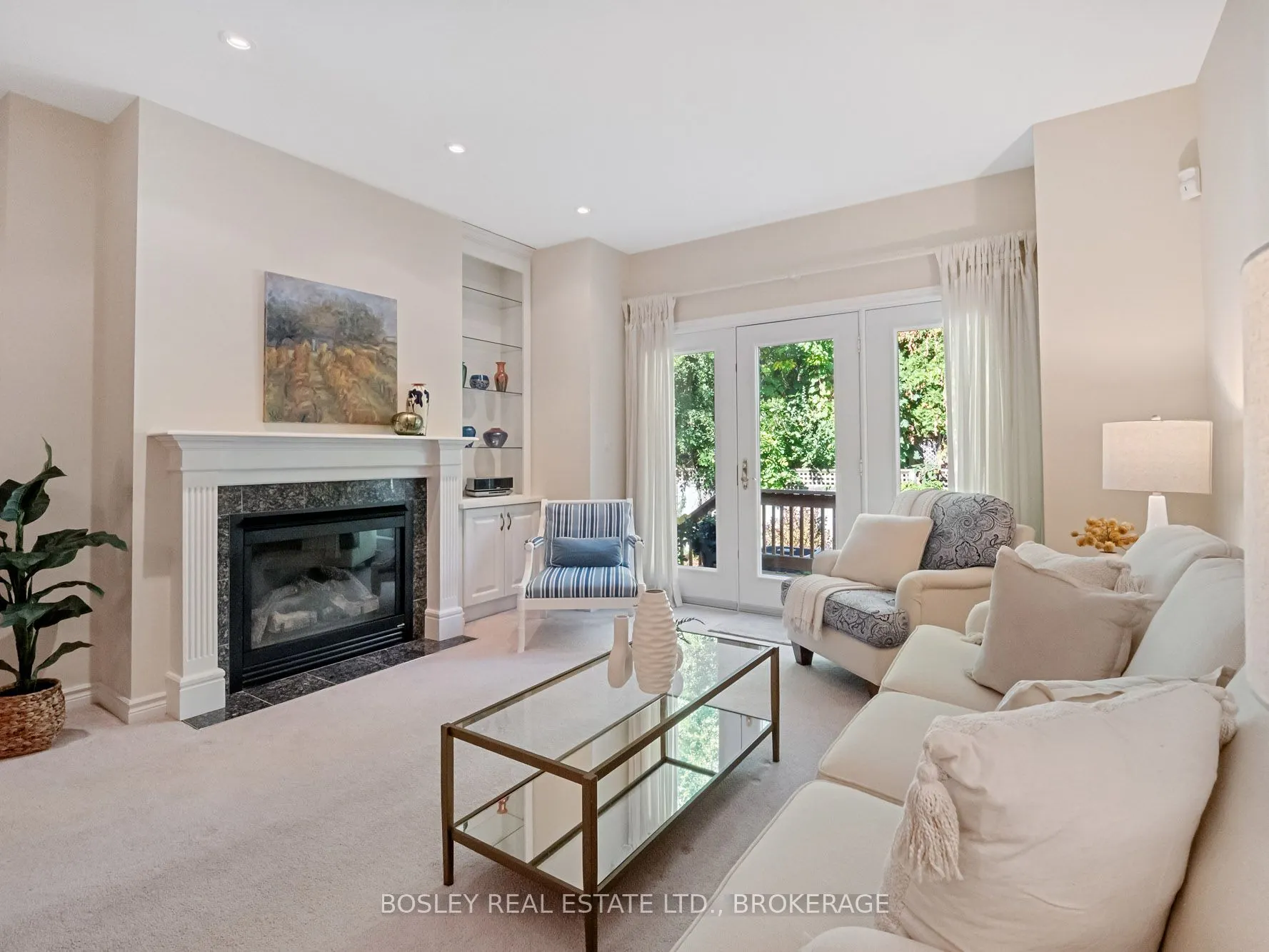 575 Simcoe Street, #5