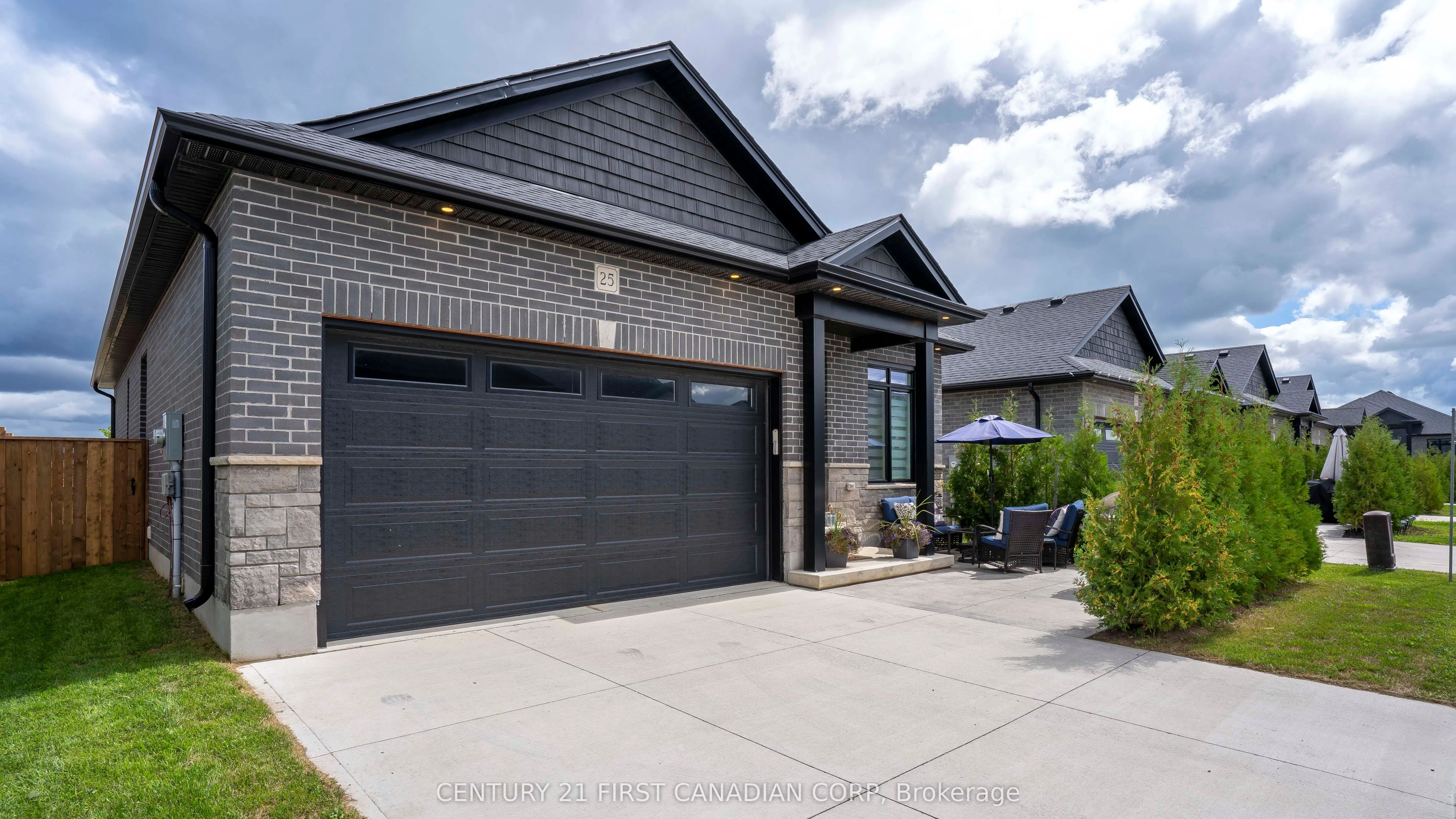 383 Daventry Way, #25
