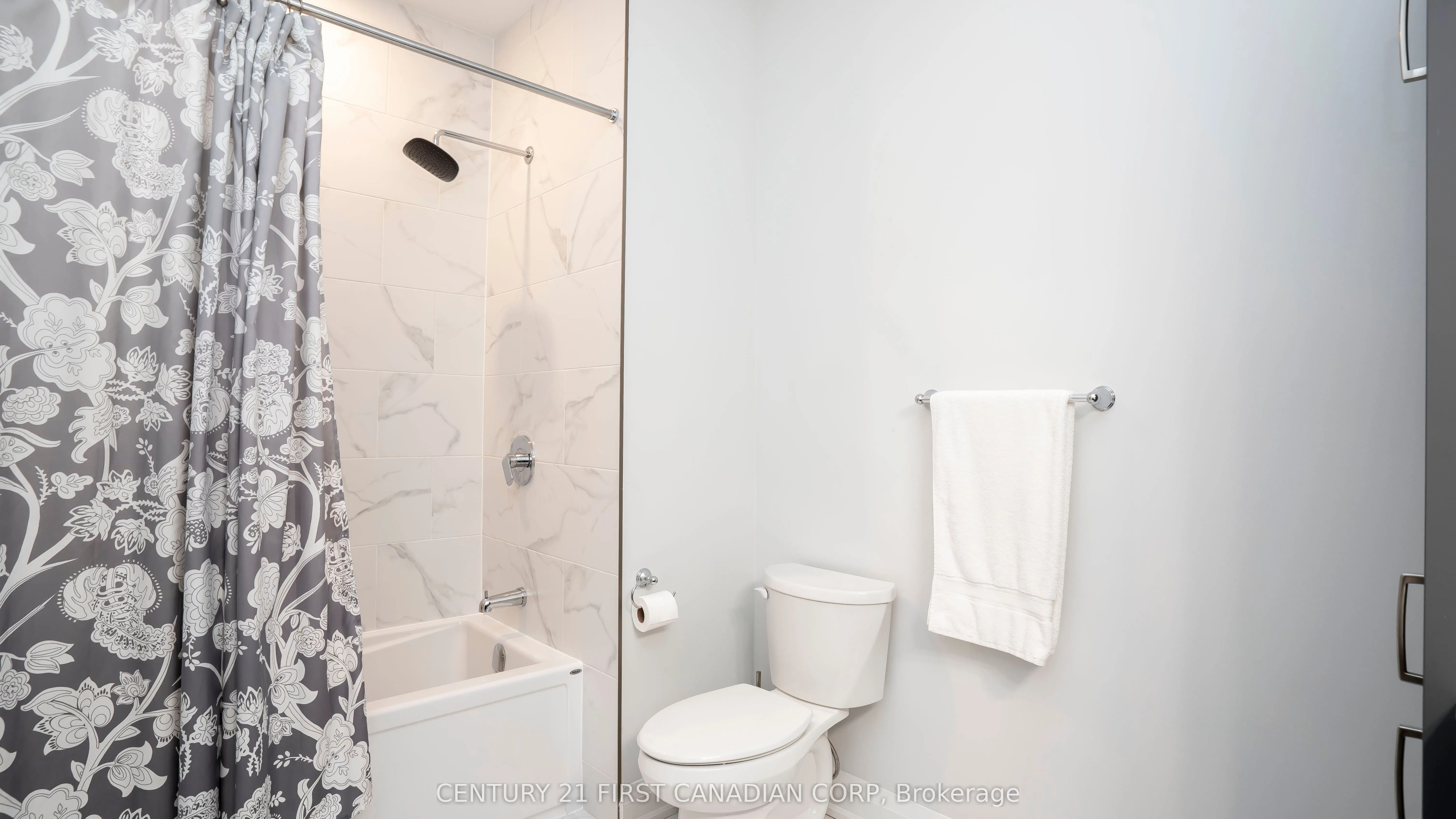 383 Daventry Way, #25