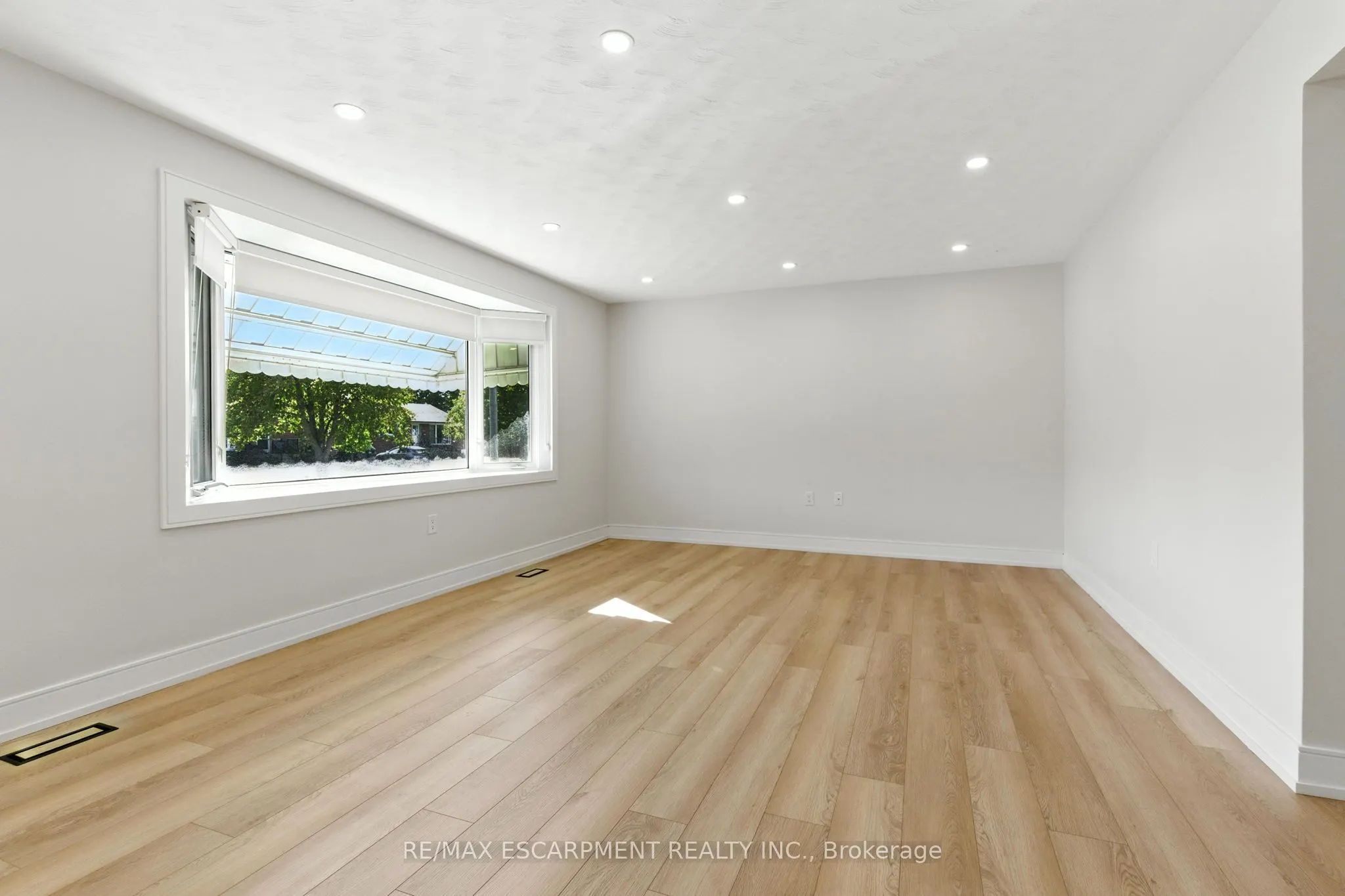 35 Wildewood Avenue, #MAIN