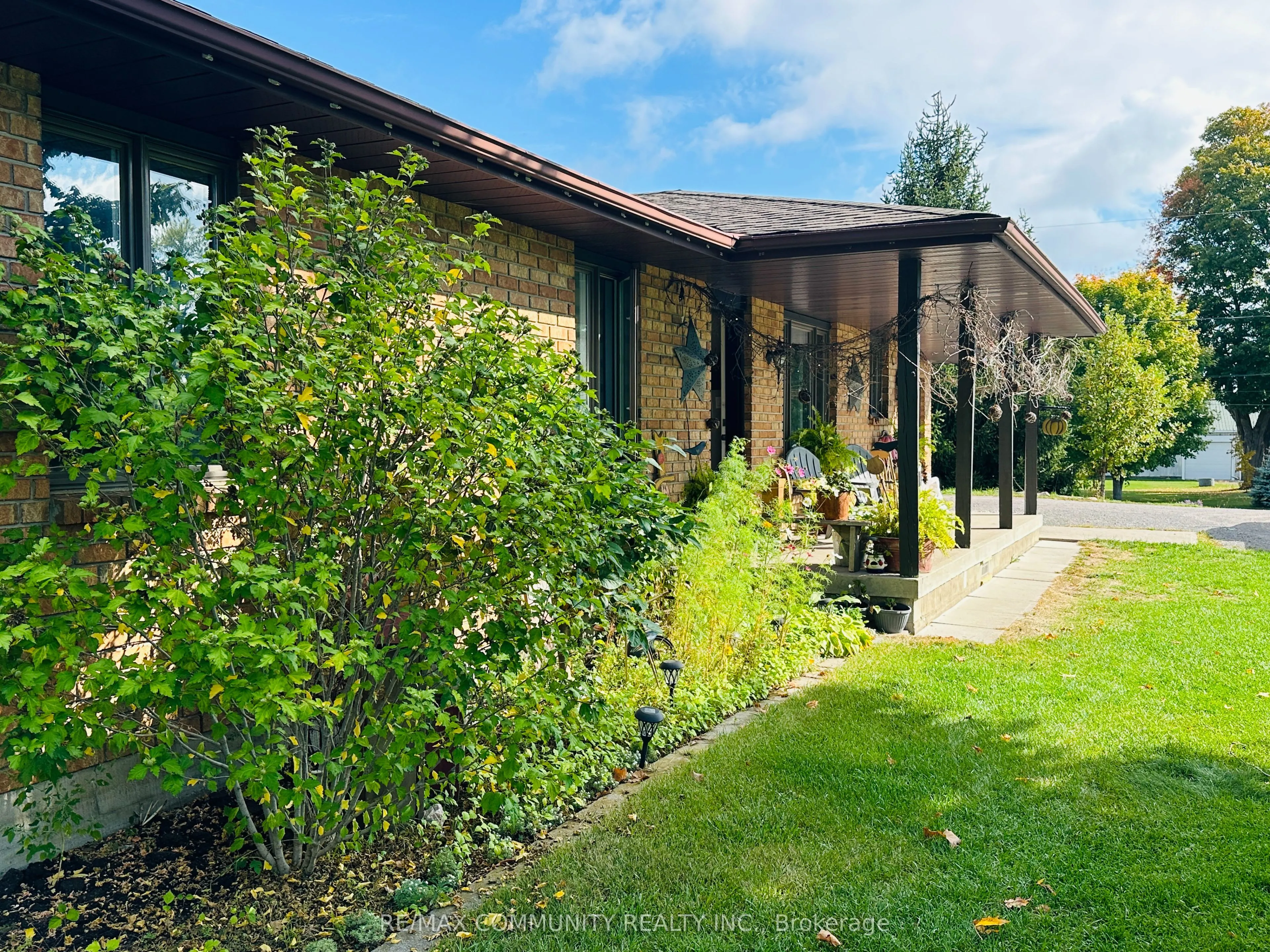 214 Helyer Road