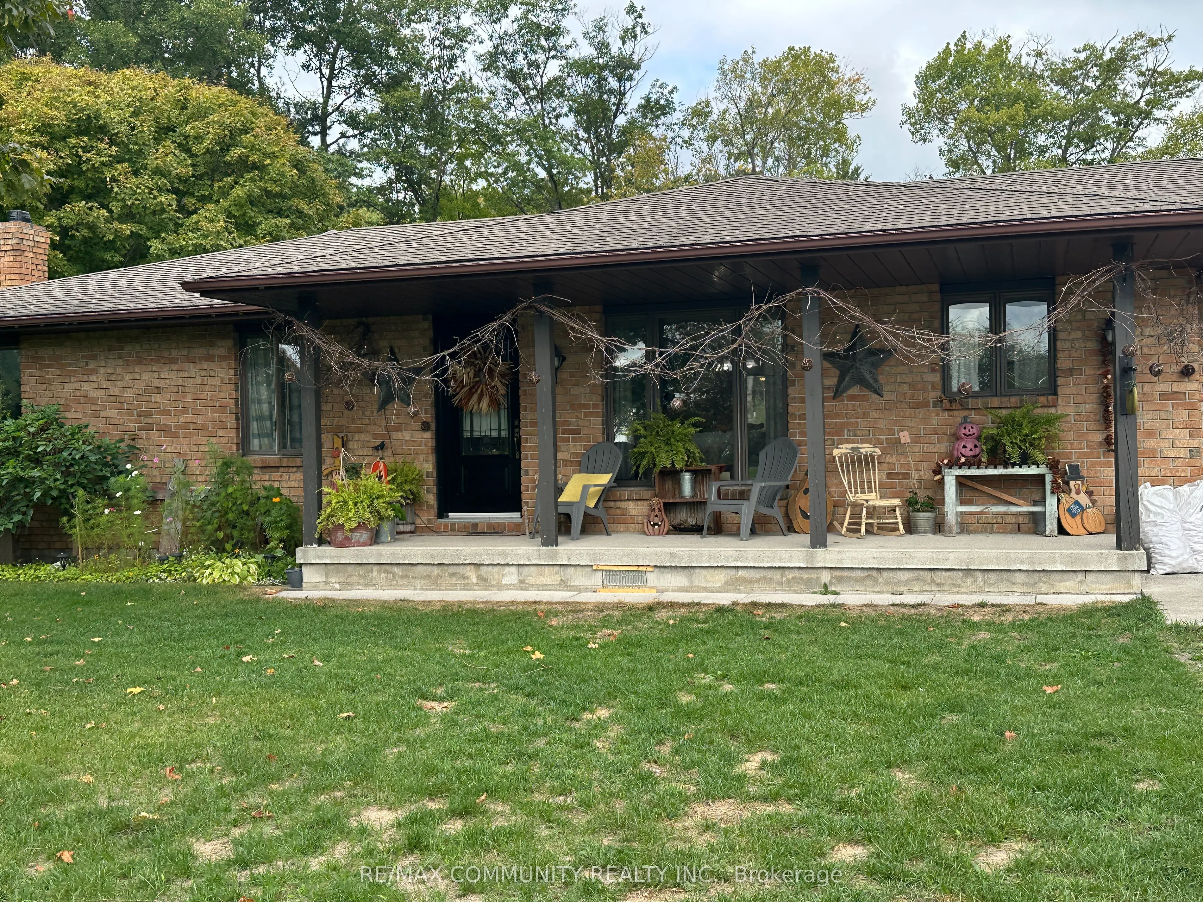 214 Helyer Road